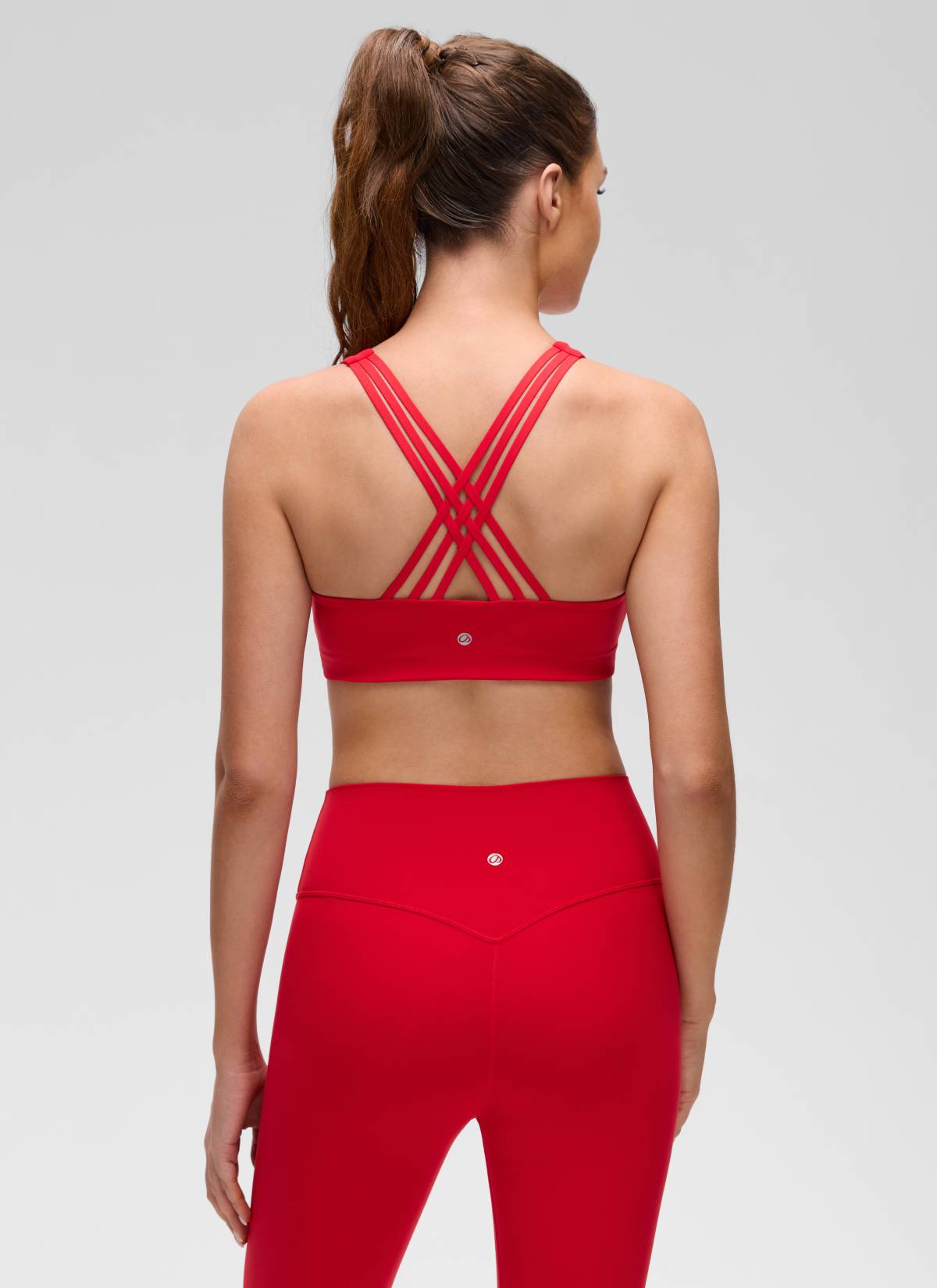 Soutien-gorge de sport de yoga Butterluxe à col en V et dos à brides CRZ YOGA pour femme Rouge Aurora Red