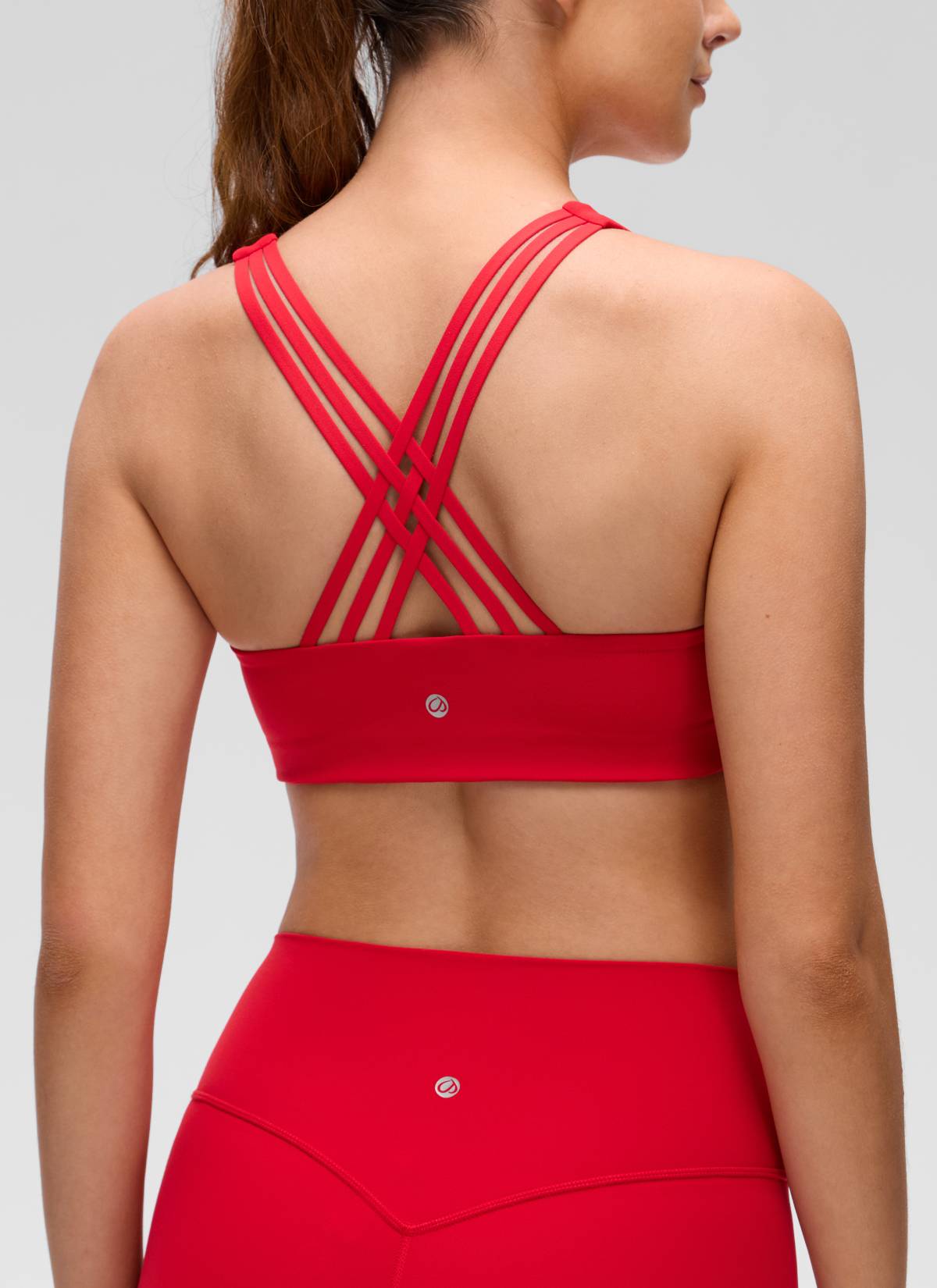Soutien-gorge de sport de yoga Butterluxe à col en V et dos à brides CRZ YOGA pour femme Rouge Aurora Red