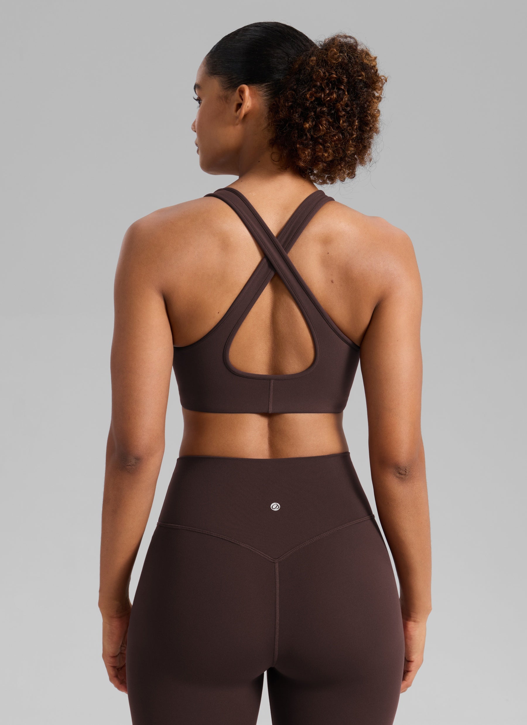 Sujetador deportivo Butterlift® de entrenamiento CRZ YOGA para mujer, con cuello en V profundo y espalda cruzada, color Marrón chocolate
