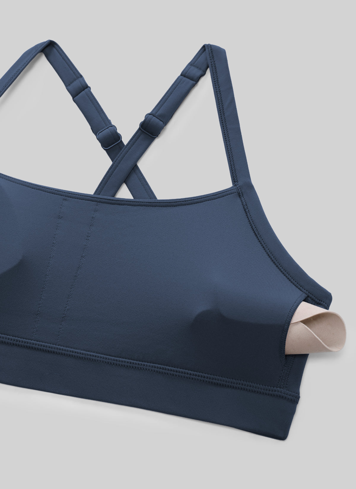 Sujetador deportivo de yoga con cuello en U, espalda cruzada y abertura tipo ojal Butterlift para mujer CRZ YOGA Stelindigo
