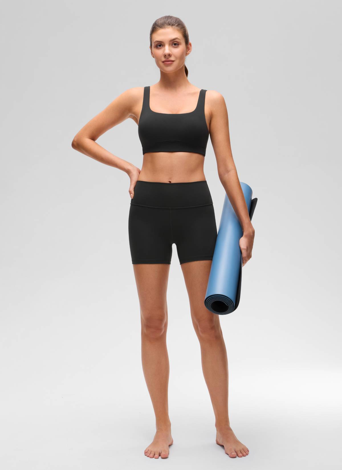CRZ YOGA Damen-Sport-BH „ Butterluxe “ mit U-Rücken, leichte Stützkraft, schwarz