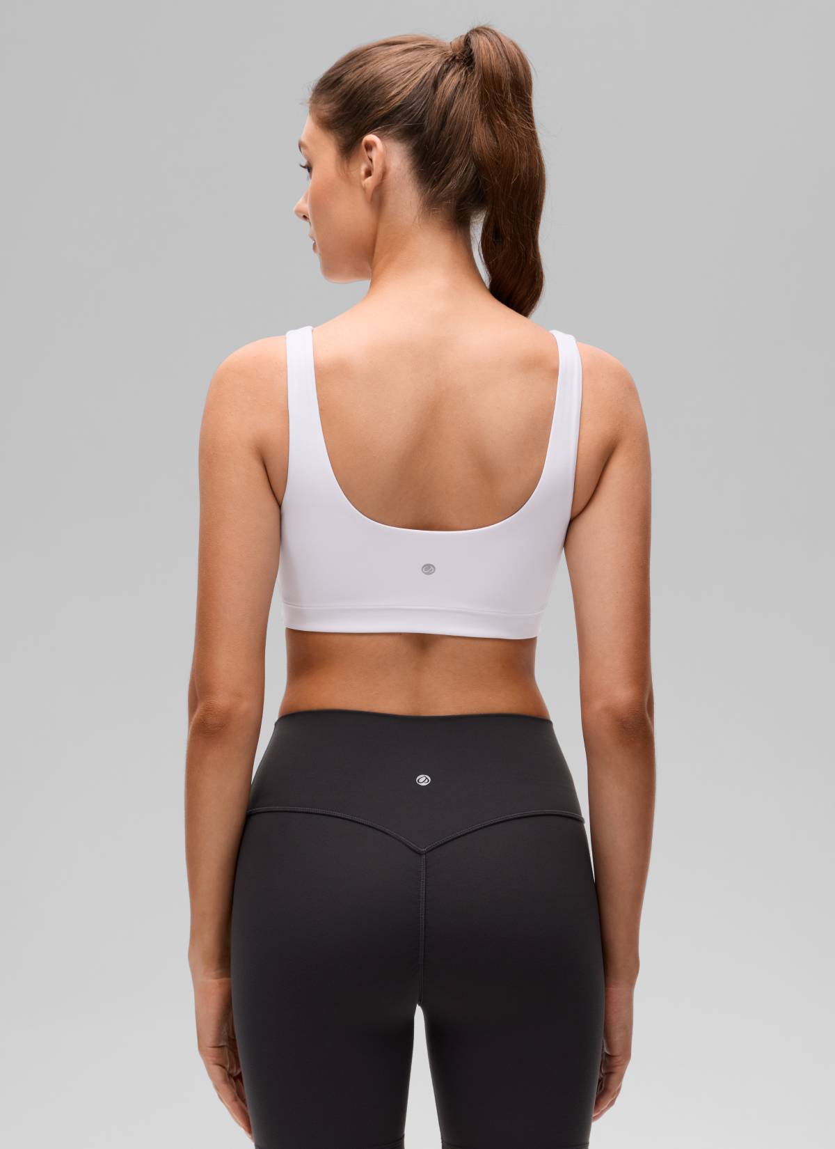 CRZ YOGA Women's Butterluxe Yoga U Back Sports Bra Light Support White @model_info:Gelya