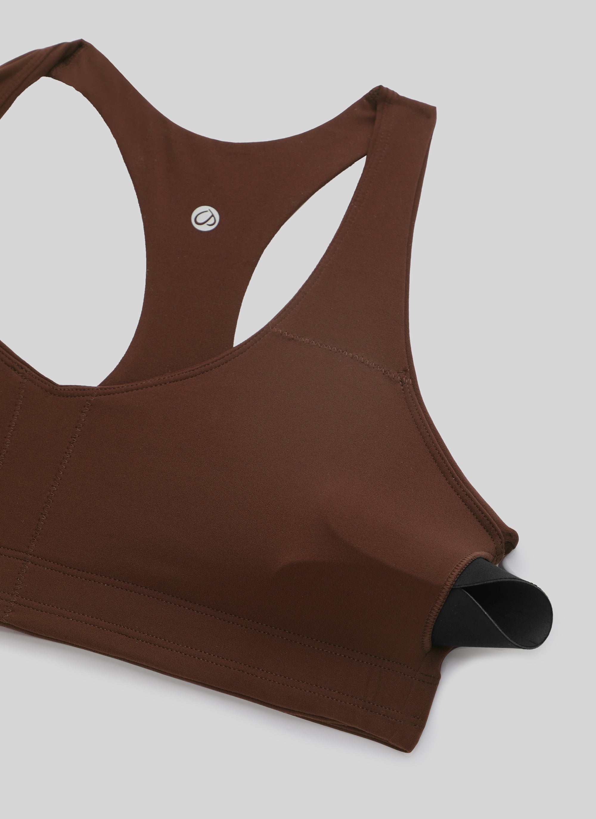 CRZ YOGA Naisten Butterluxe Jooga V-aukko RacerBack Sisäänrakennettu Urheiluliivi Lava Brown @model_info:NEW