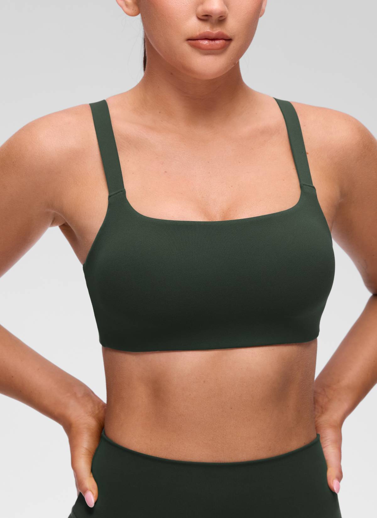 CRZ YOGA Damen-Sport-BH „ Butterluxe “ mit U-Ausschnitt und quadratischem Rücken, Yoga-Sport-BH, „Legend Green“
