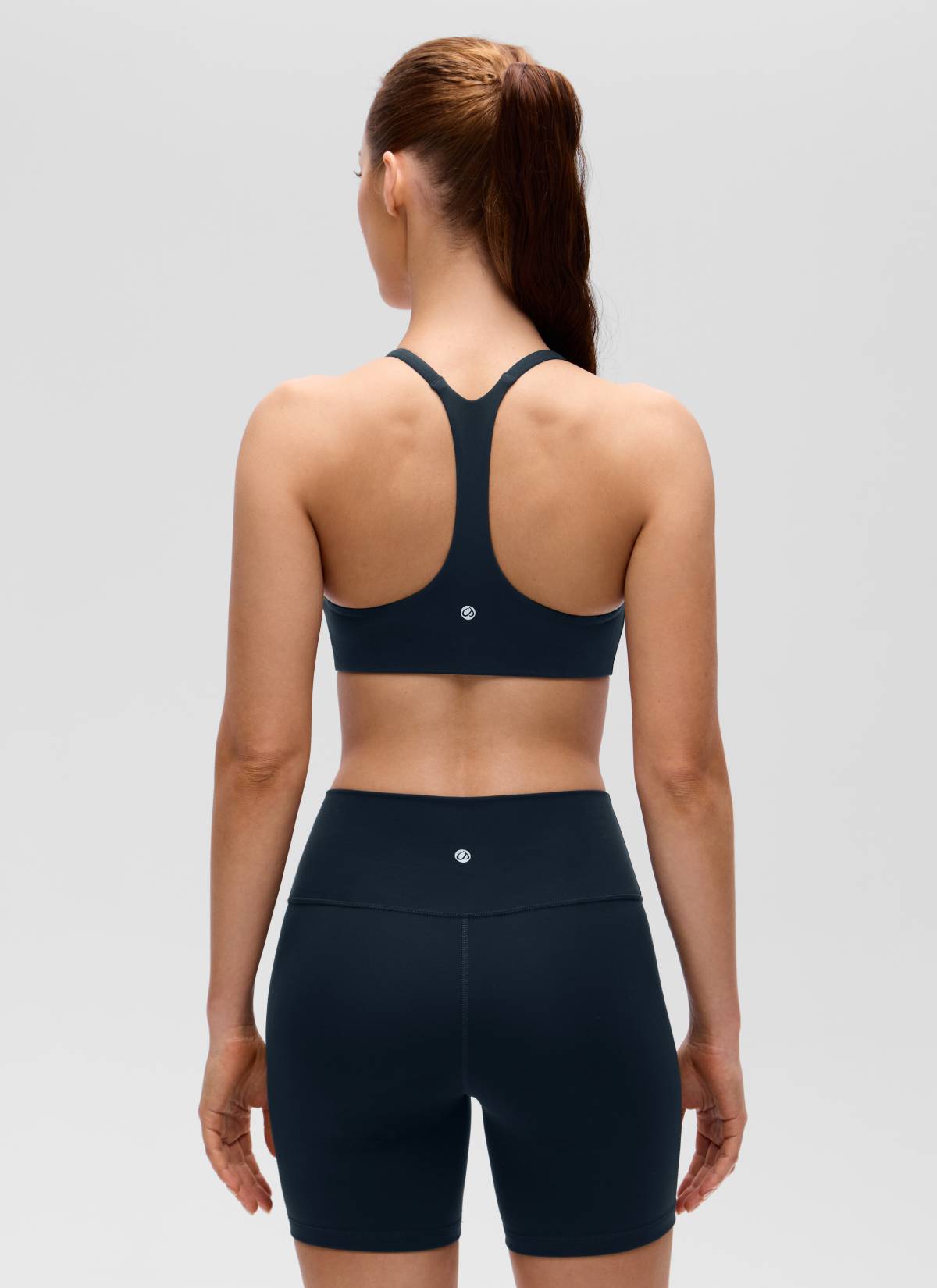 CRZ YOGA Damen Butterluxe Sport-BH mit V-Ausschnitt, Racerback und schmalen Trägern True Navy