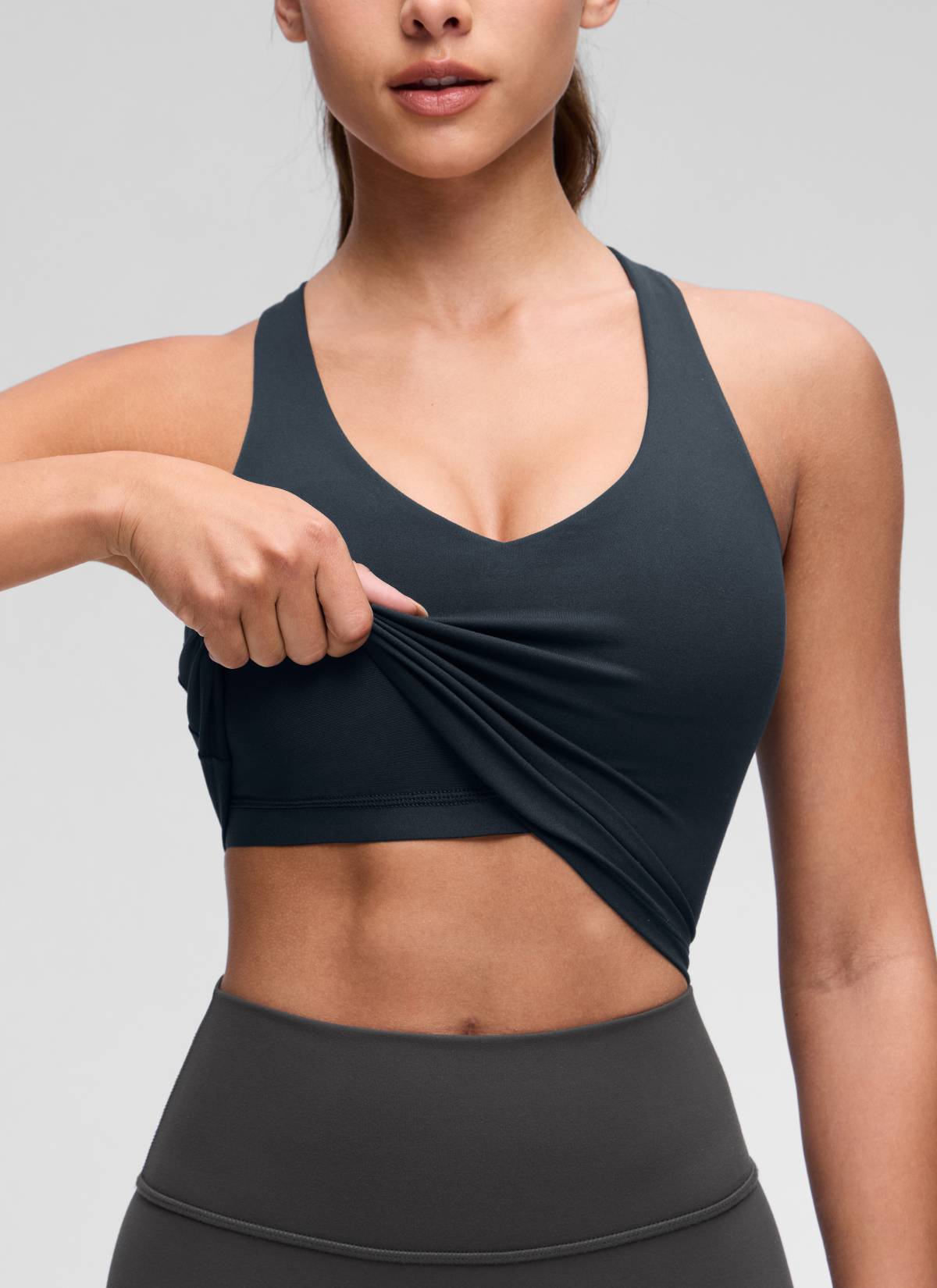 CRZ YOGA Damen- Butterluxe -Yoga-Tanktop mit V-Ausschnitt, Racerback und integriertem BH – True Navy