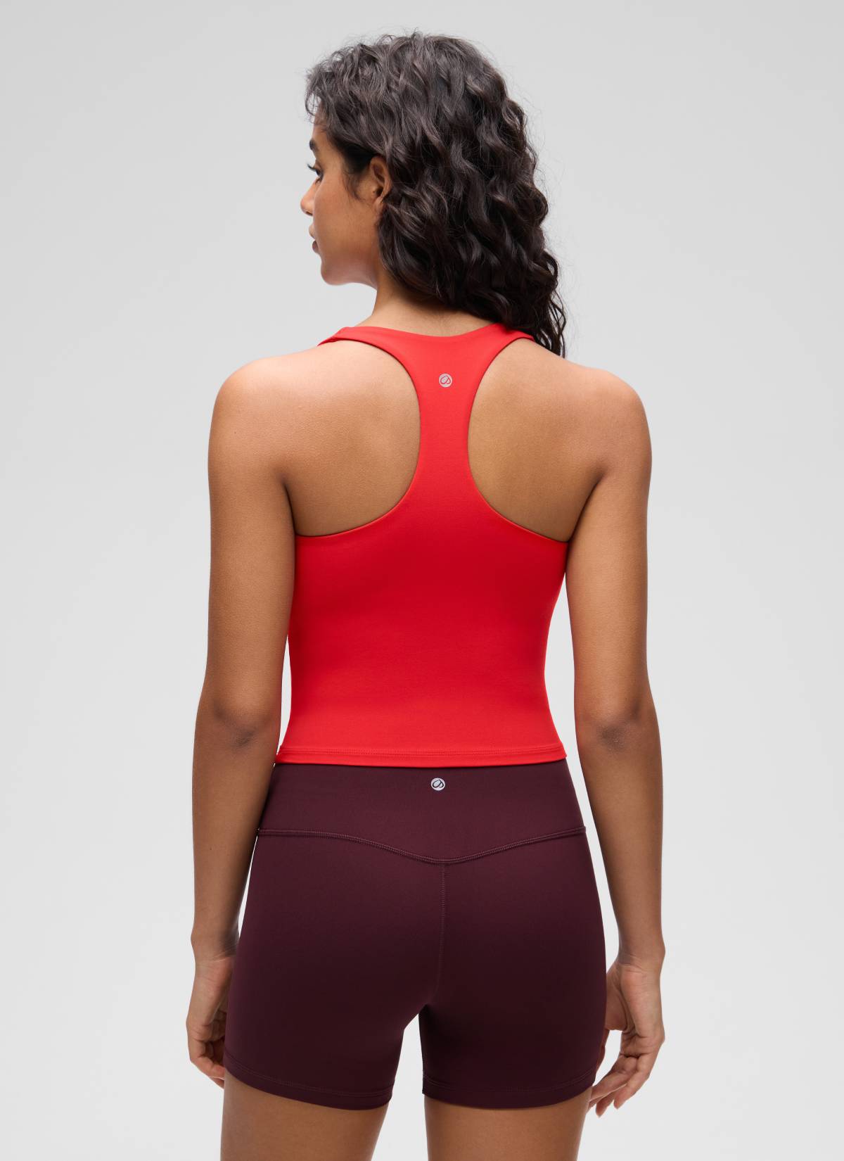 CRZ YOGA Damen- Butterluxe -Yoga-Tanktop mit V-Ausschnitt, Racerback und integriertem BH, tiefrot