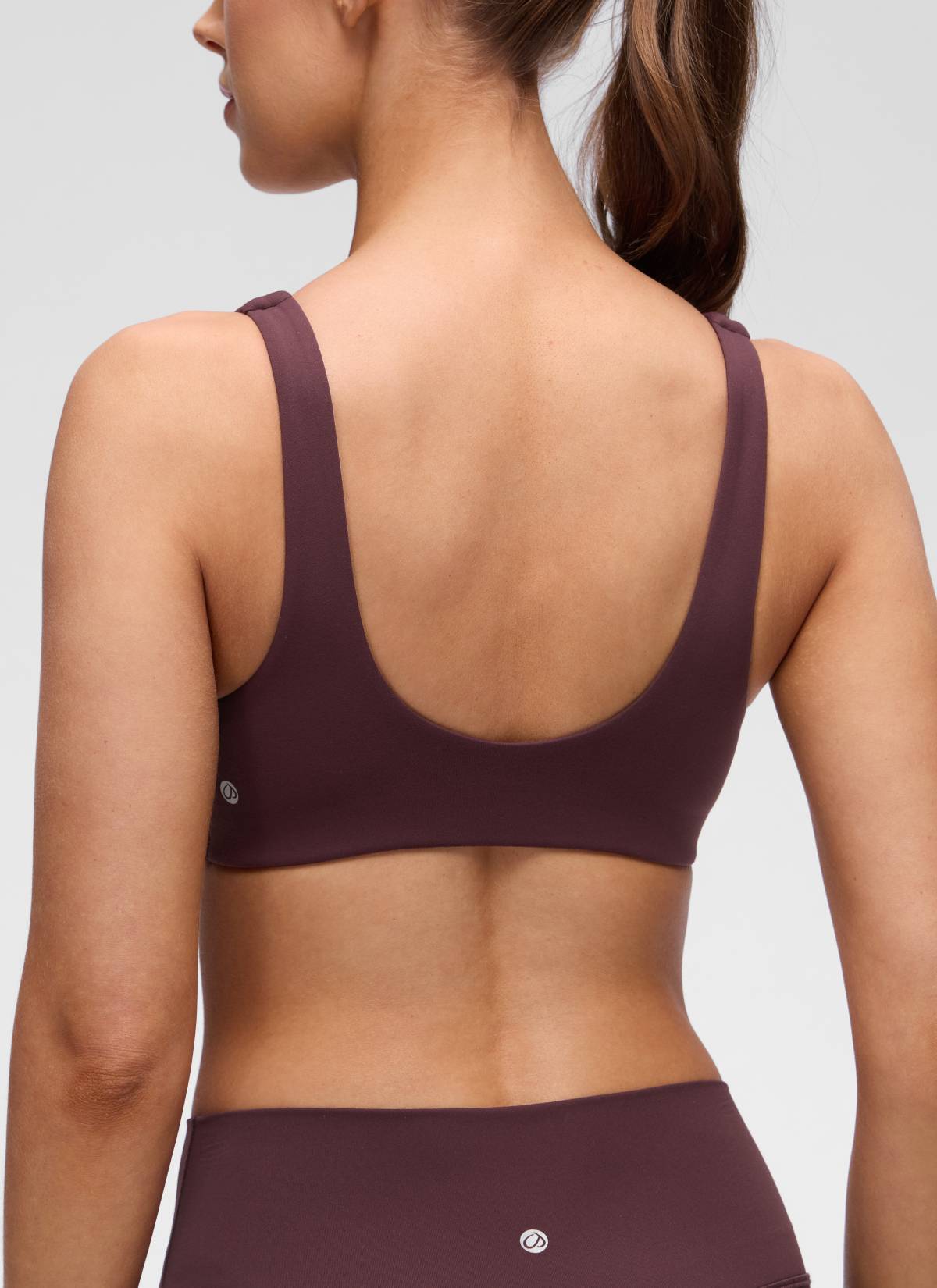 CRZ YOGA Reggiseno Sportivo Donna Butterluxe da Yoga con Scollo a V a Incrocio e Schiena a U Prugna Matura