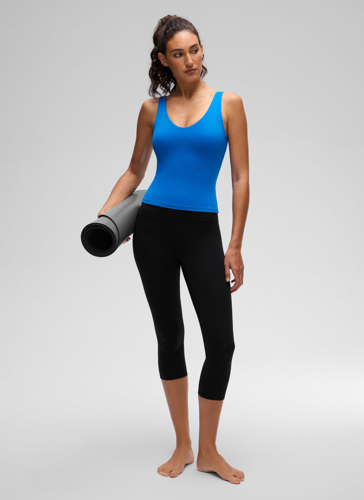 CRZ YOGA Women's Butterluxe V Neck U back Wide Strap Built in Bra Tank Sparkle Blue @model_info:V