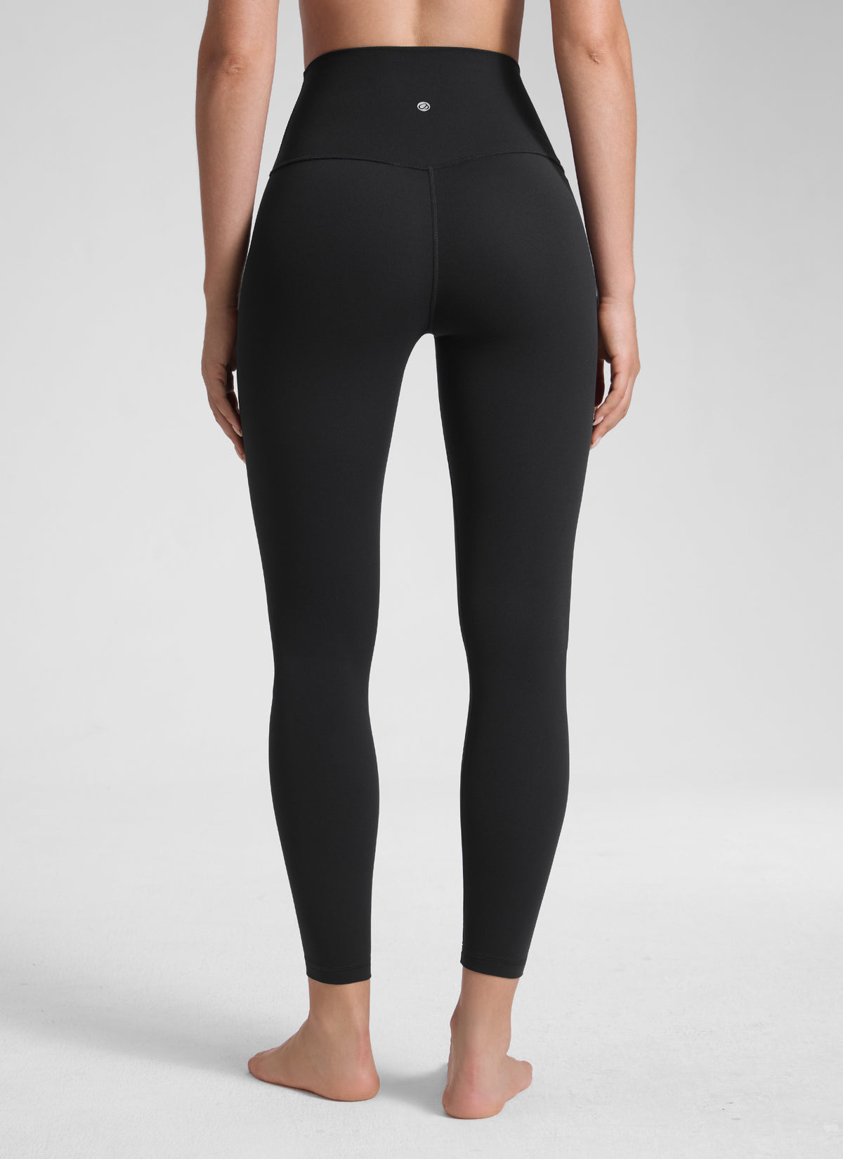 CRZ YOGA Naisten korkeavyötäröiset Butterluxe-joogaleggingsit, lahkeen pituus 64 cm, musta @model_info:Malisa