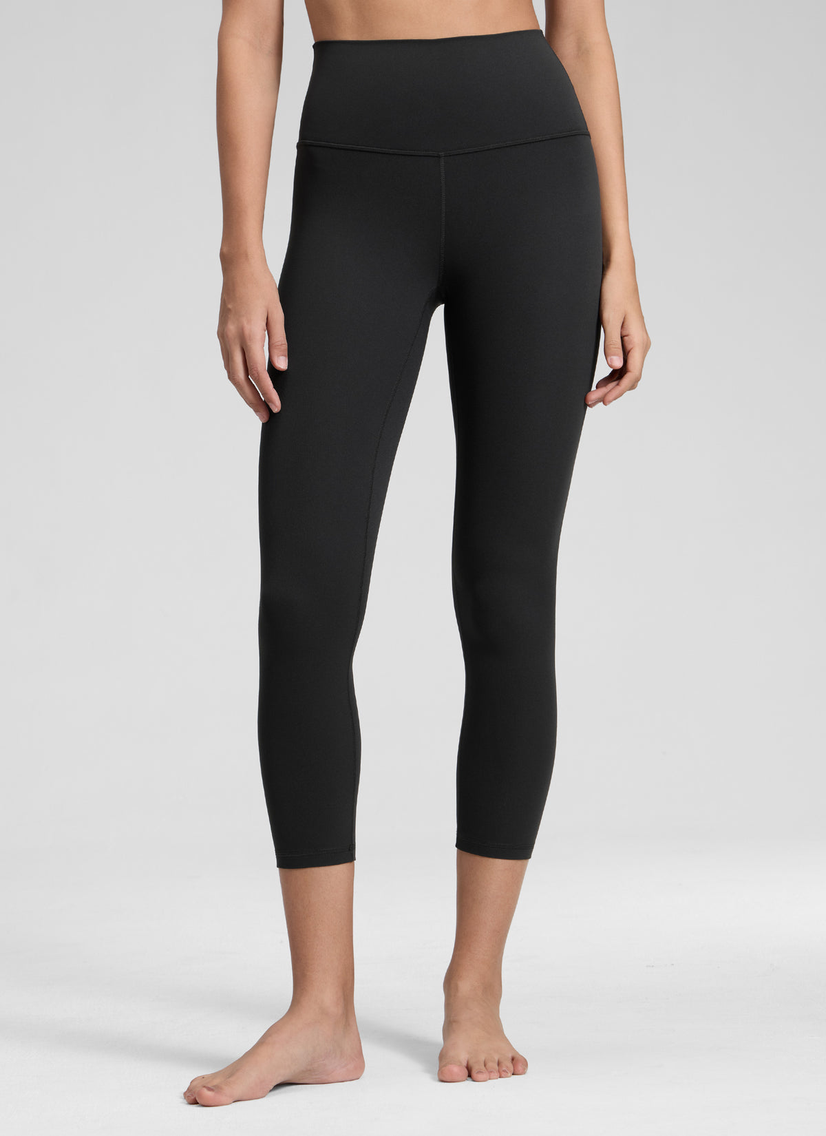 Leggings de yoga Butterluxe de talle alto para mujer CRZ YOGA de 58 cm en negro @model_info:Jenna