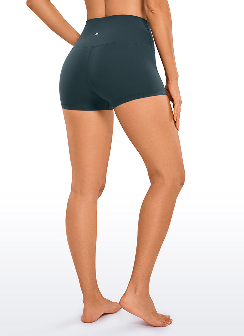 CRZ YOGA Șorturi de yoga pentru femei, cu talie înaltă, model „Booty Butterluxe Biker”, 2,5'' (verde închis, nuanță „Forest”)