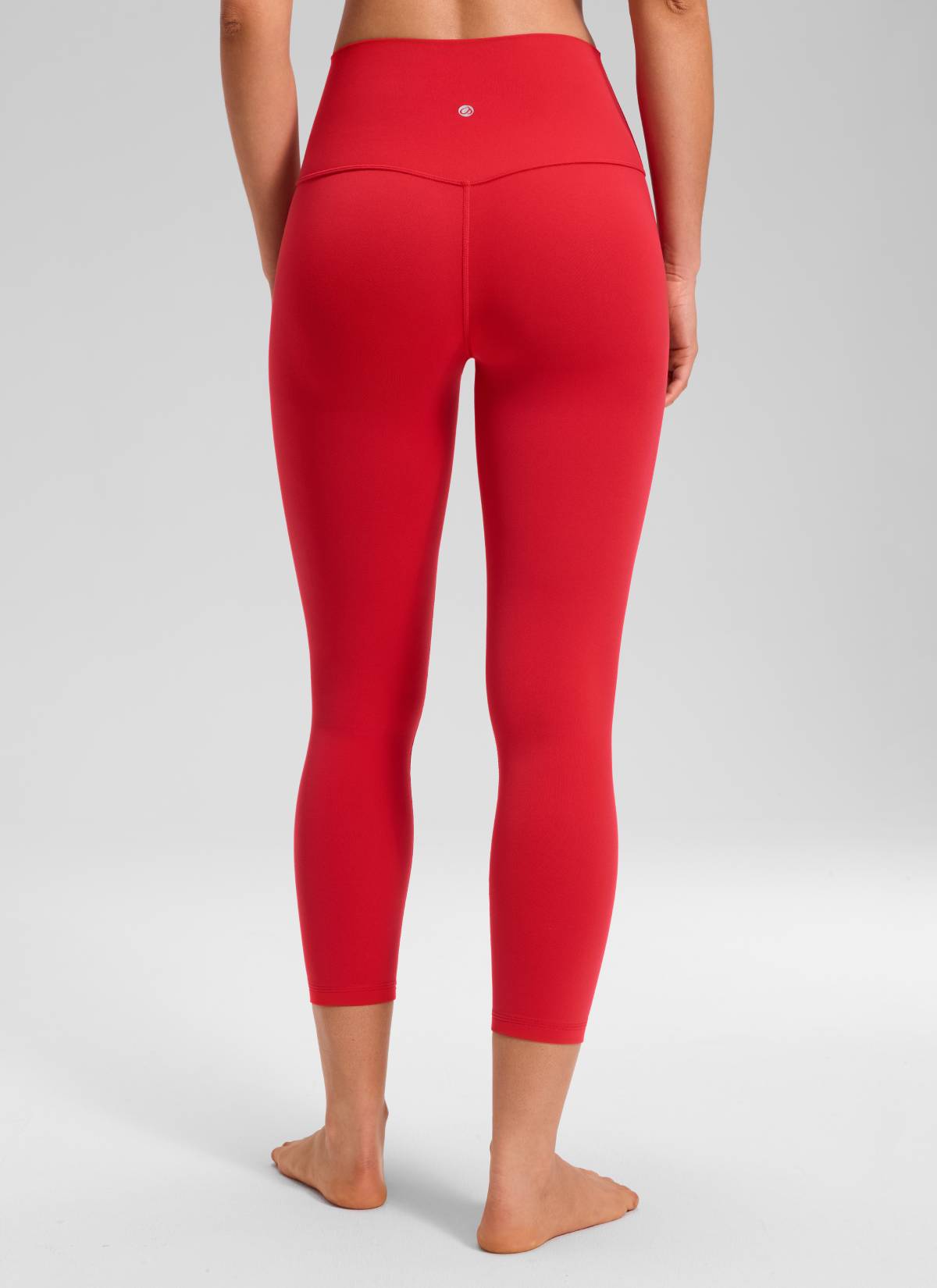 Leggings de yoga Butterluxe de talle alto para mujer CRZ YOGA de 58 cm en rojo Aurora @model_info:Larissa