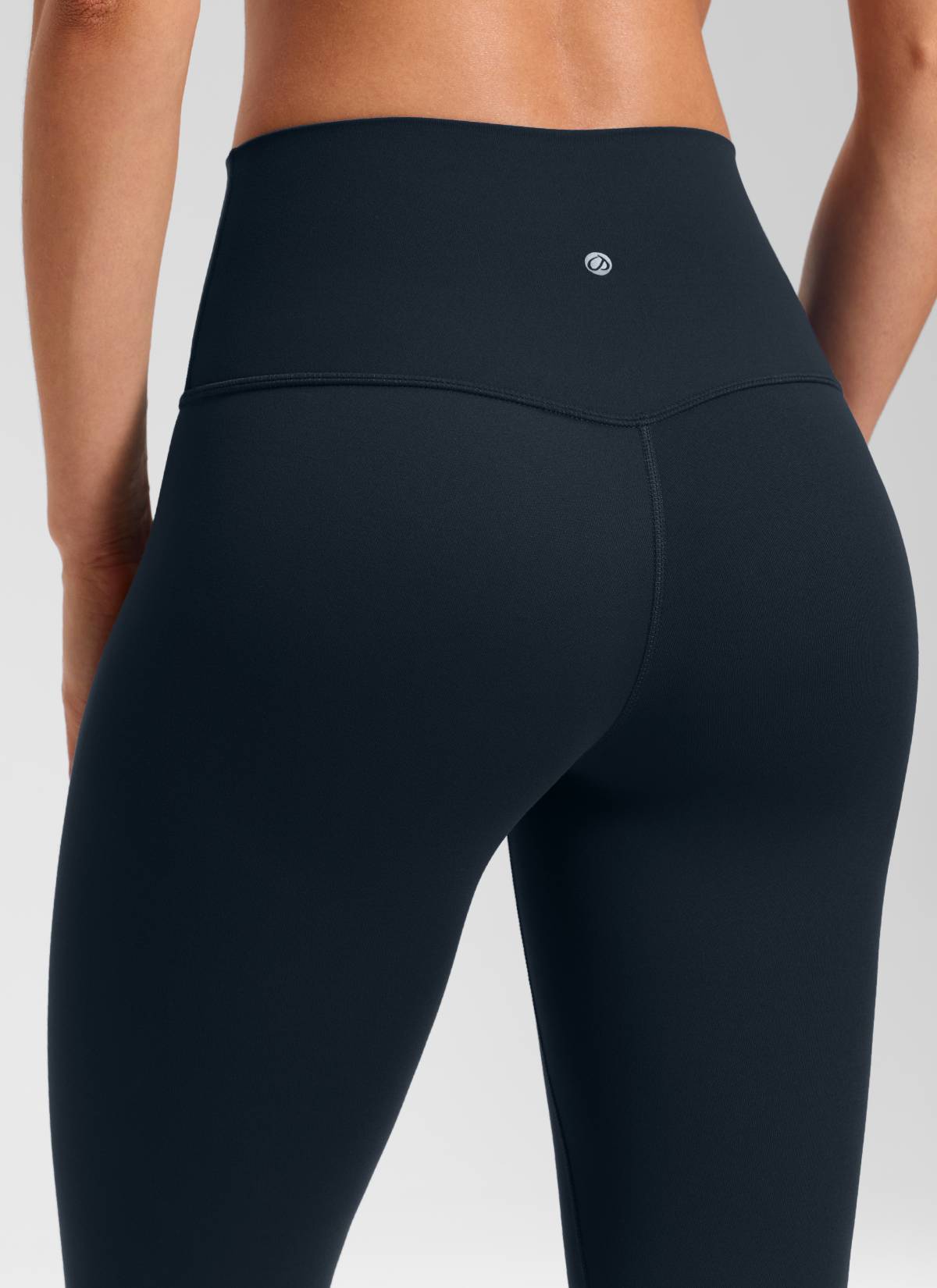 CRZ YOGA Women's Yoga Lounge High Rise Butterluxe Yoga Leggings 23'' True Navy @model_info:Larissa