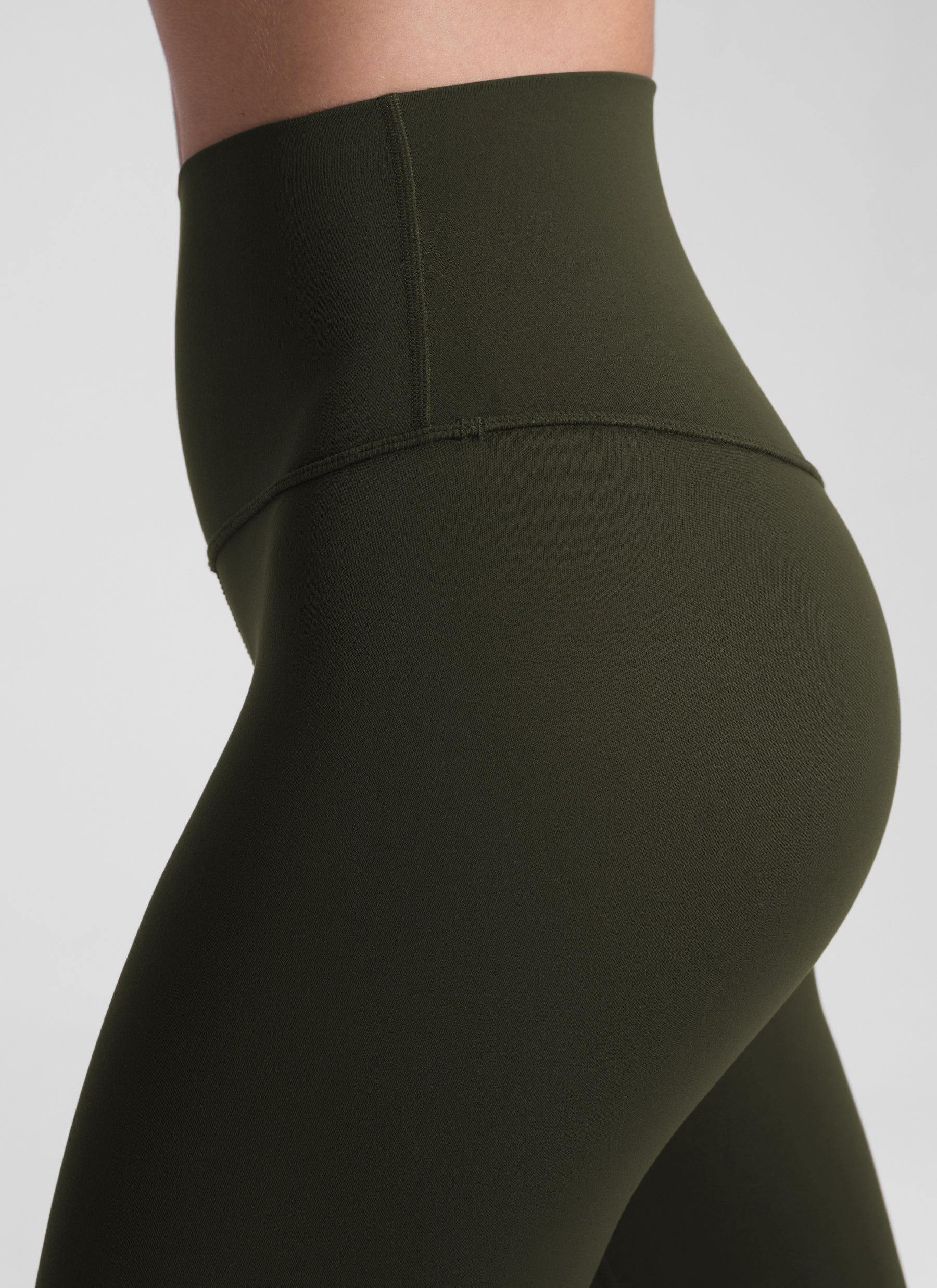 CRZ YOGA Damen Yoga Lounge High Rise Butterluxe Yoga Leggings 76 cm Olivgrün