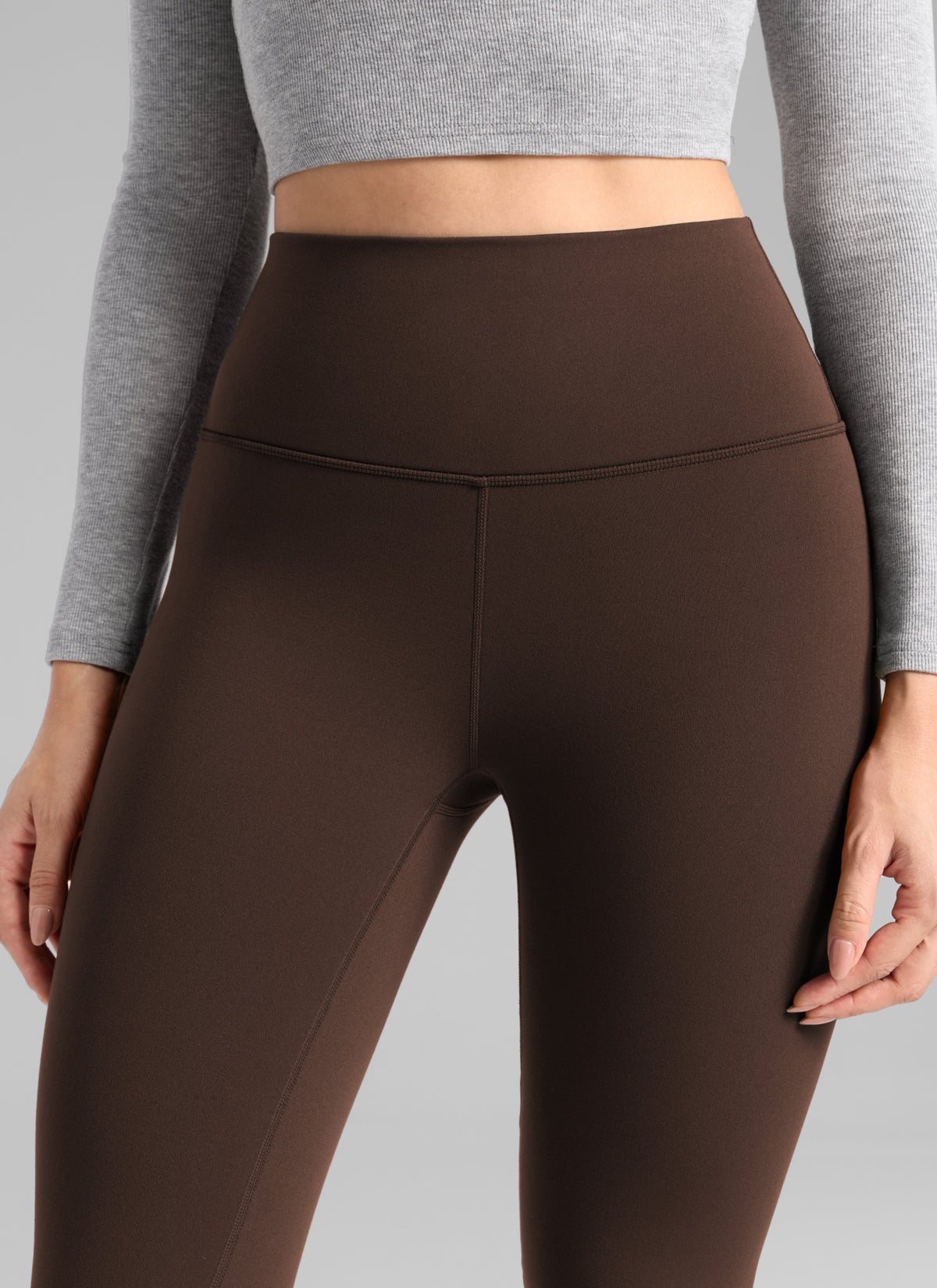 CRZ YOGA Women's Thermal Fleece Lined Casual High Rise Legging 25'' Walnut Brown @model_info:S3