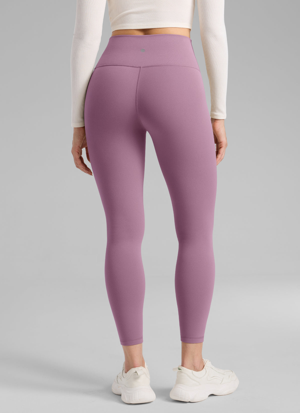 CRZ YOGA Women's Thermal Fleece Lined Casual High Rise Legging 25'' Light Lavender @model_info:Bruna