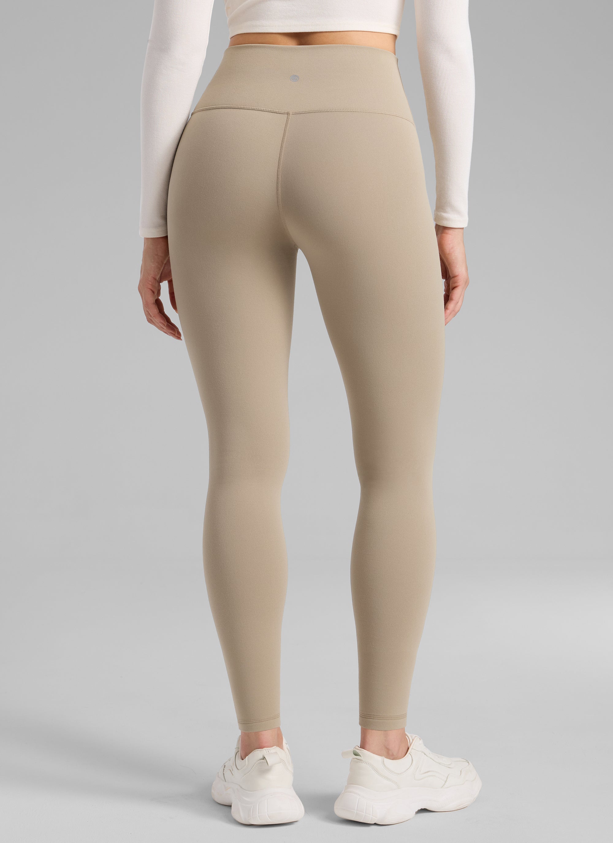CRZ YOGA Naisten vuoratut, korkeavyötäröiset vapaa-ajan leggingsit 71 cm Oak @model_info:Bruna