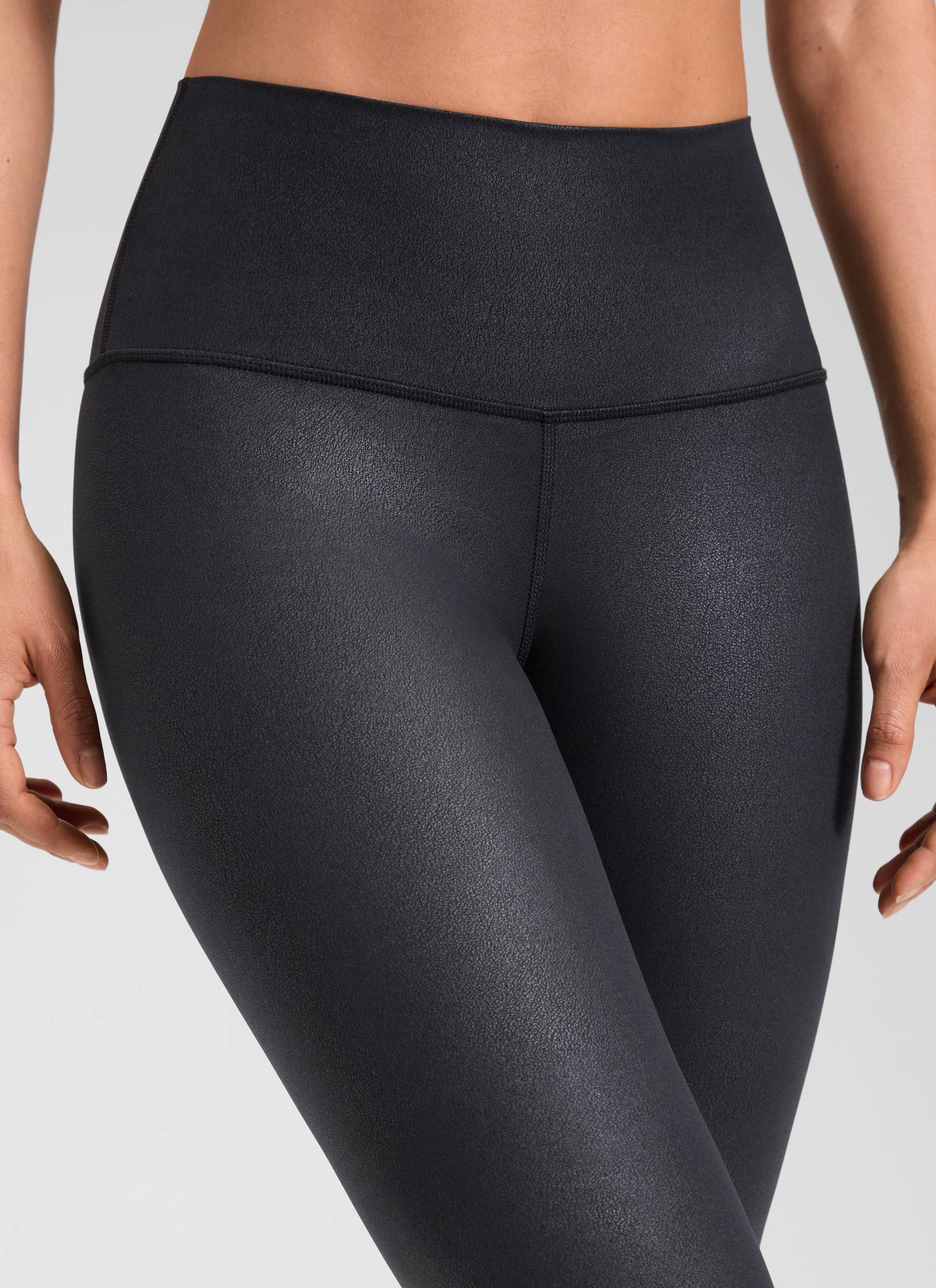 CRZ YOGA Women Butterluxe Matte Faux Leather Leggings 28' Black Foil Pattern @model_info:Larissa