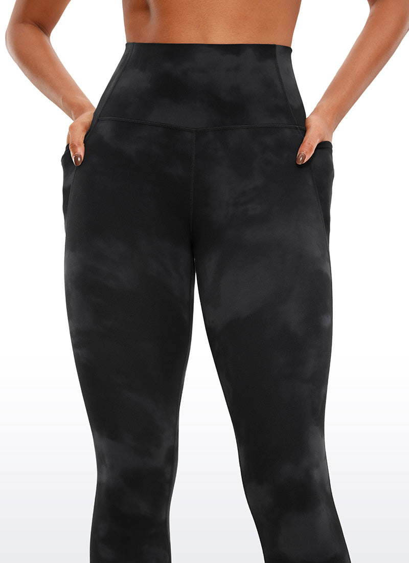 CRZ YOGA Dames Butterluxe High Waist Capri Legging met Zakken 58 cm Black Tie Dye Flowers