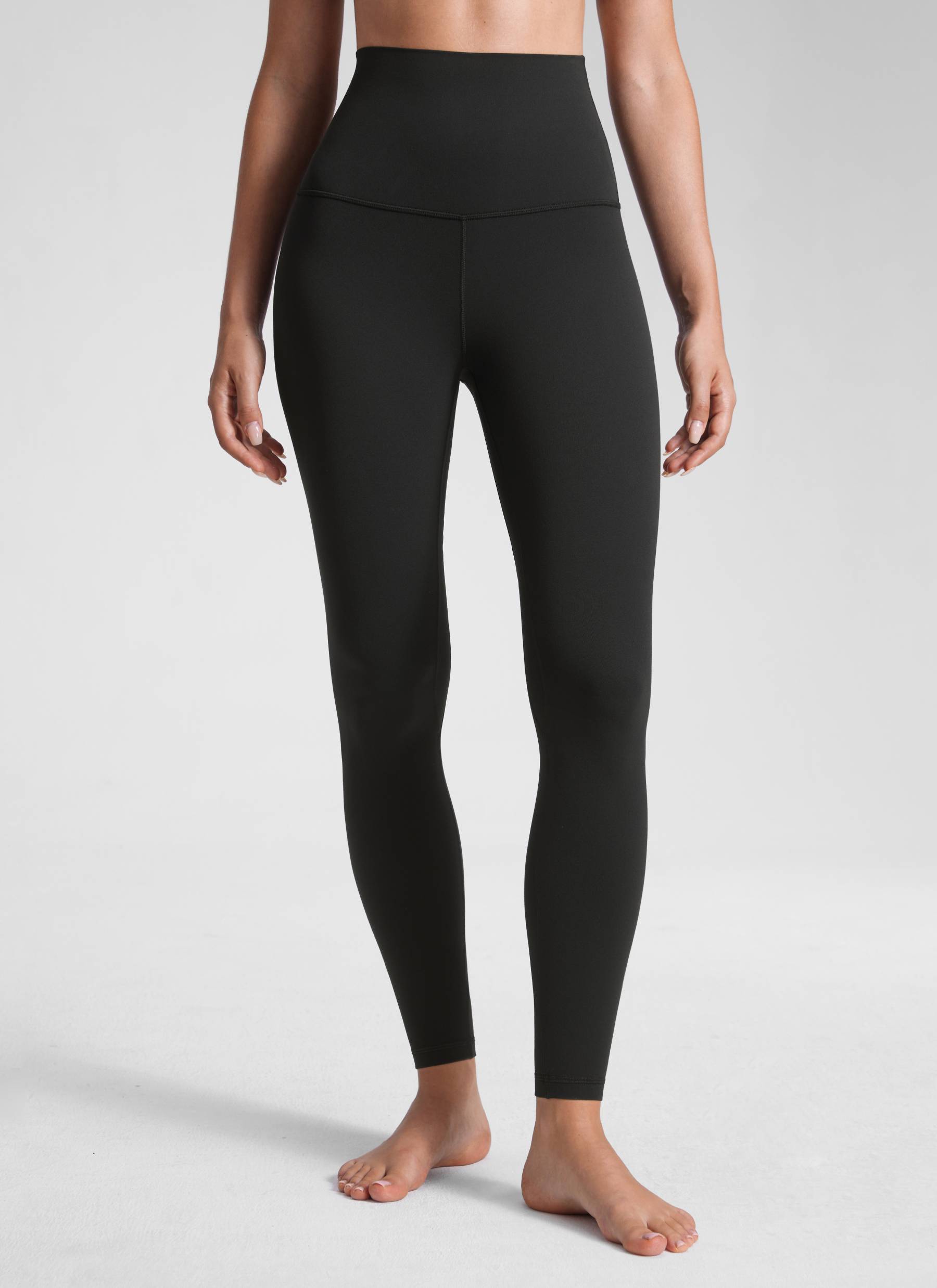 CRZ YOGA Women's Yoga Super High Waist Butterluxe Yoga Leggings 28'' Black @model_info:Malisa