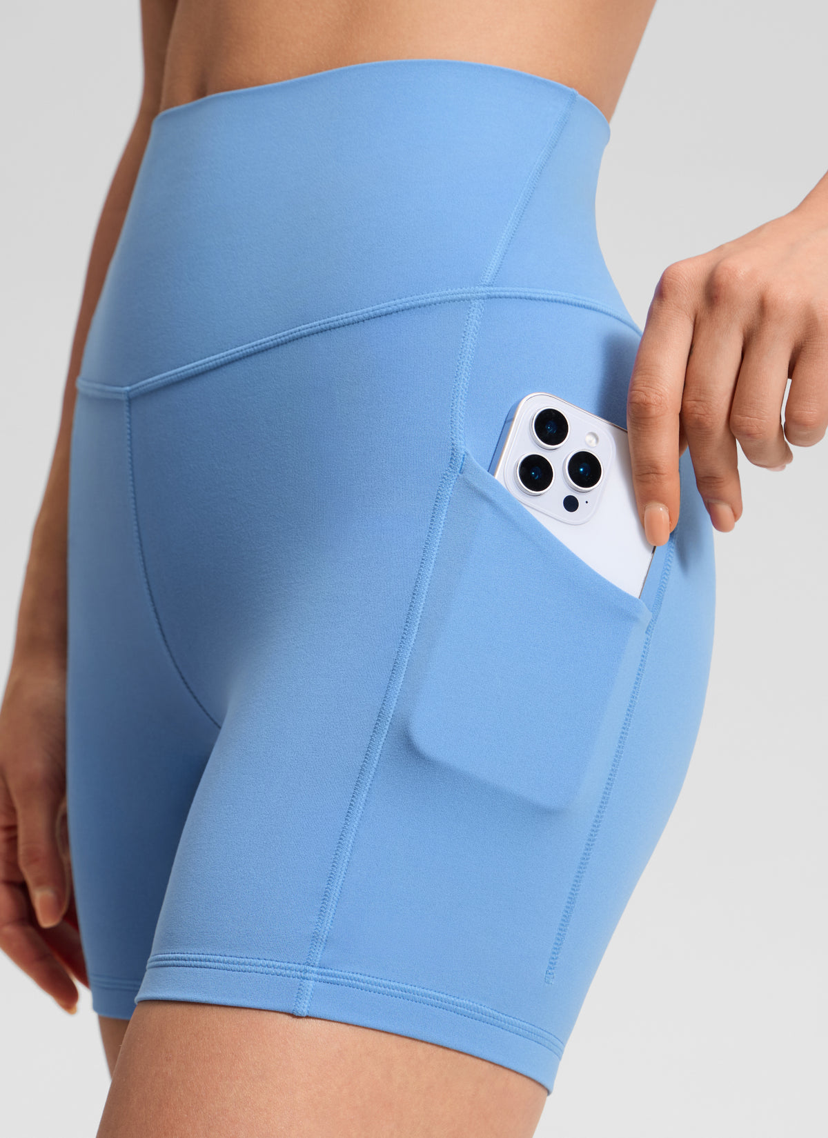 CRZ YOGA Naisten Yoga High Rise Biker Butterluxe taskulliset shortsit 13 cm Party Blue @model_info:K