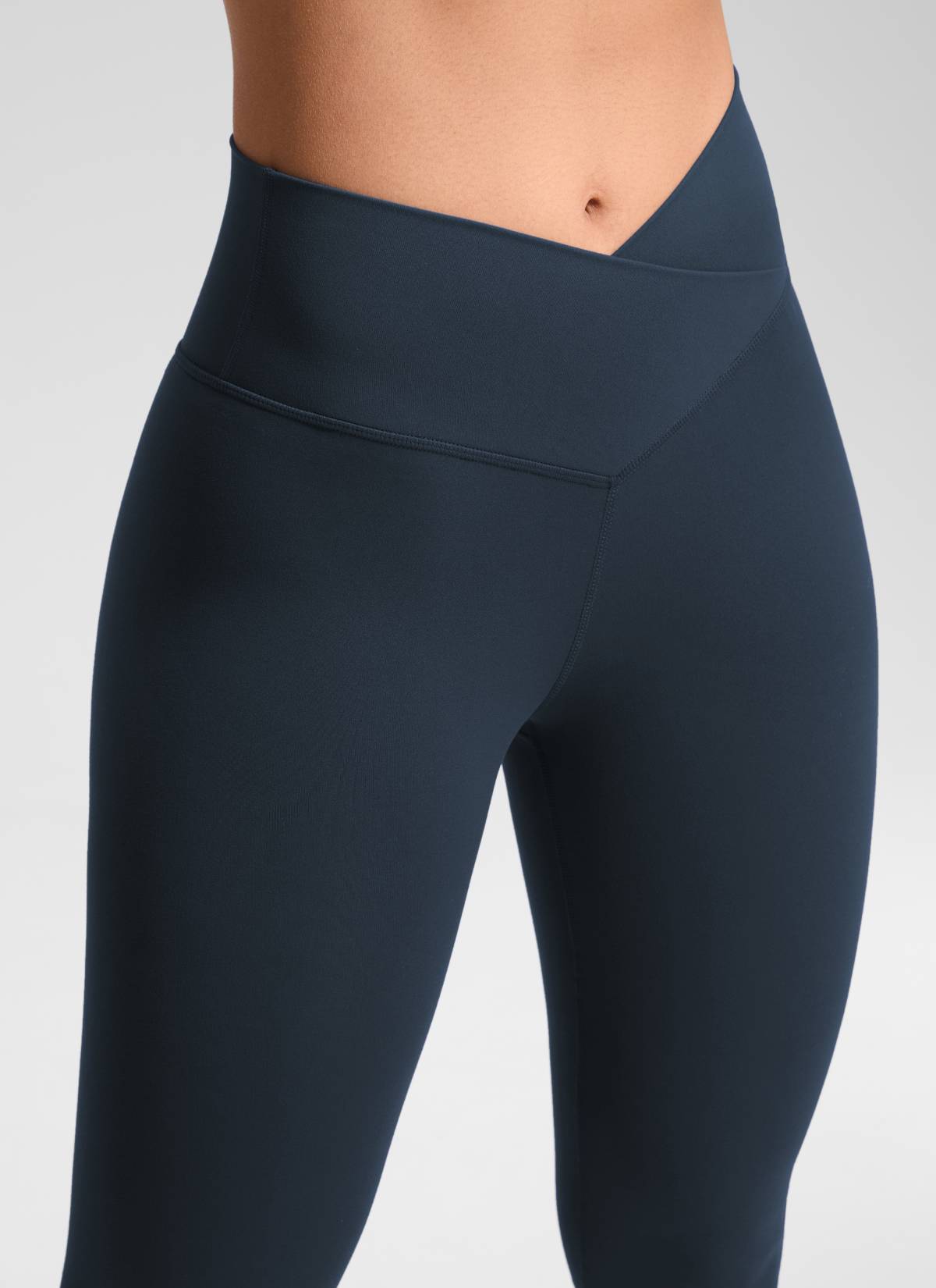 CRZ YOGA Dames High Rise Butterluxe Yoga Legging 64 cm V-vormige Kruistaille True Navy