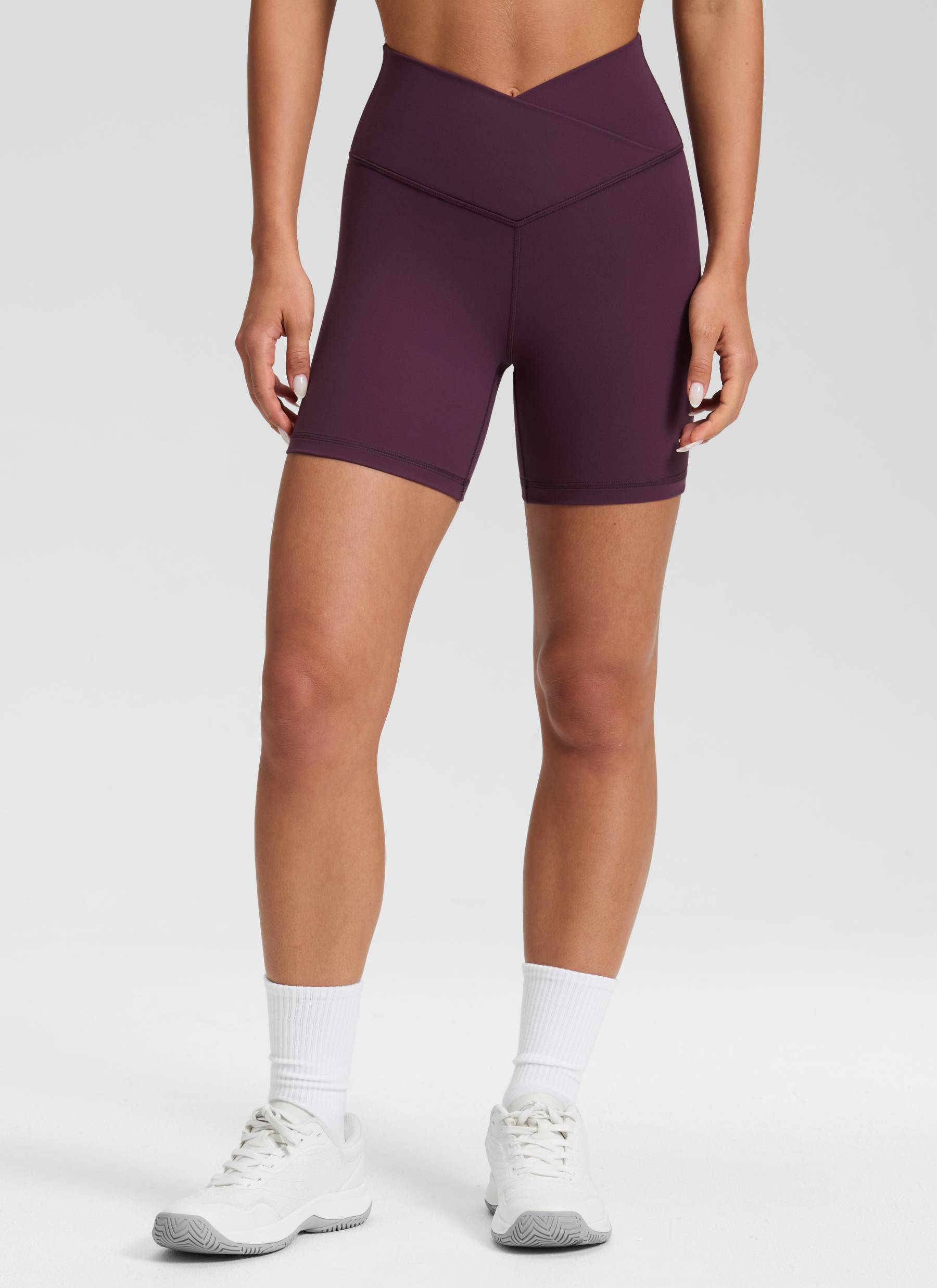 CRZ YOGA Dames High Rise Butterluxe V-Cross Waist Biker Shorts 13 cm Deep Purple