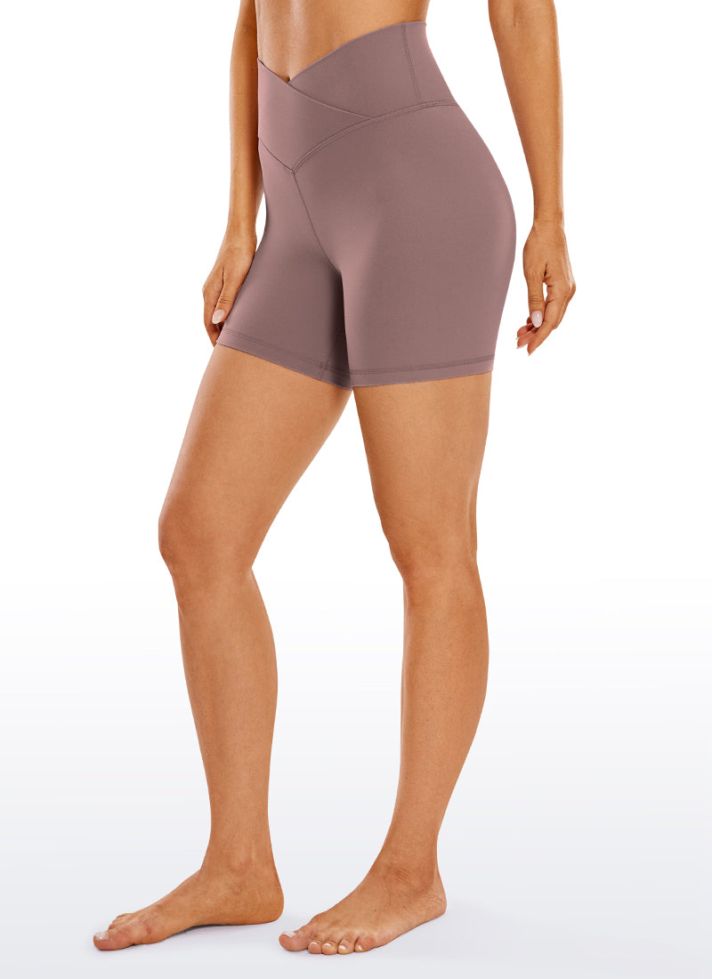 CRZ YOGA Dames High Rise Butterluxe V-Cross Waist Biker Shorts 13 cm Mauve