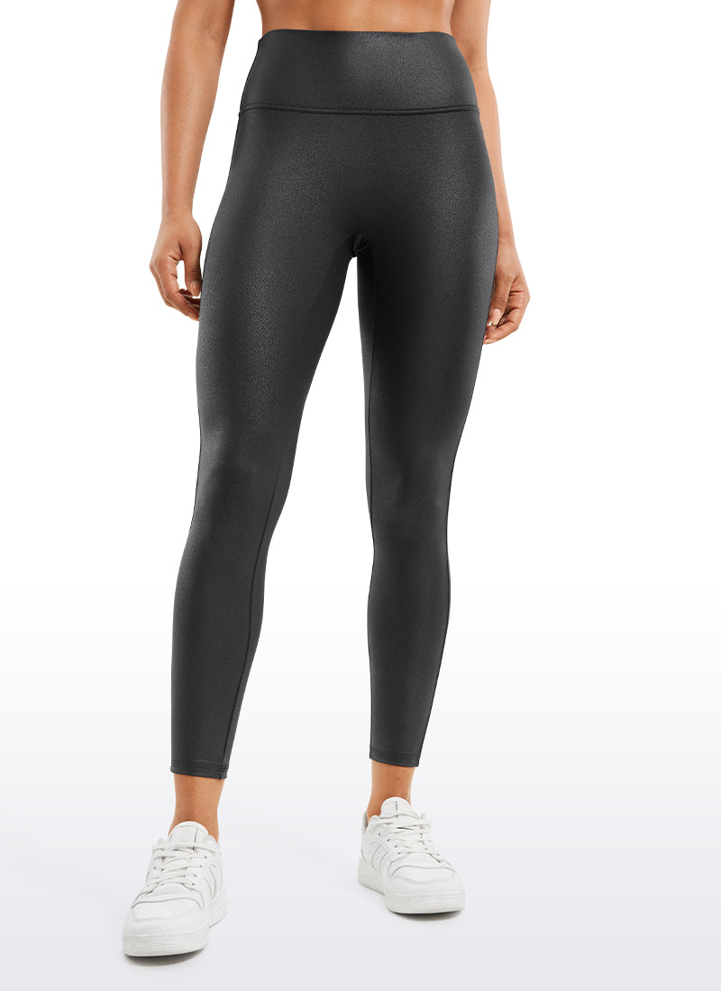 CRZ YOGA Damen Butterluxe Leggings aus mattem Kunstleder ohne Mittelnaht 64 cm Black Foil Pattern