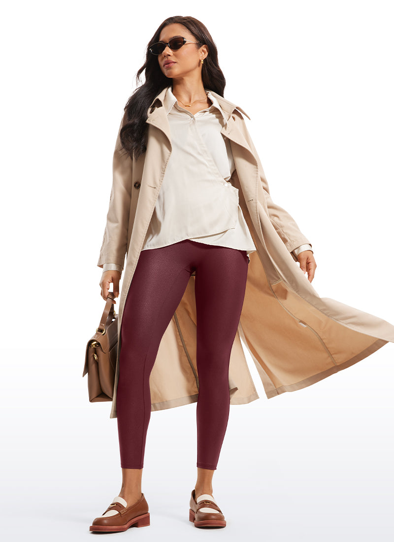 CRZ YOGA Damen Butterluxe Leggings aus mattem Kunstleder ohne Mittelnaht 64 cm Red Merlot Foil Pattern