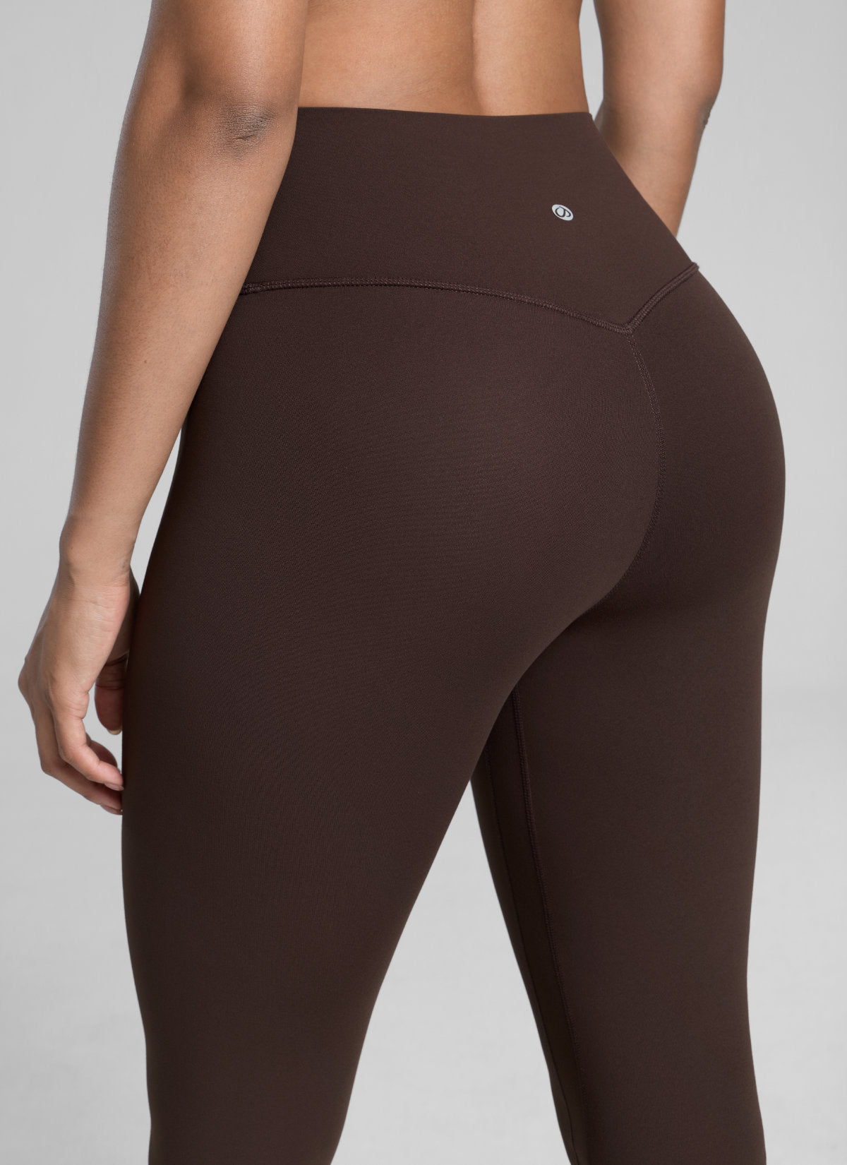 CRZ YOGA Träningsleggings med hög midja och Butterlift för damer 71 cm Hot Fudge Brown @model_info:Barbara