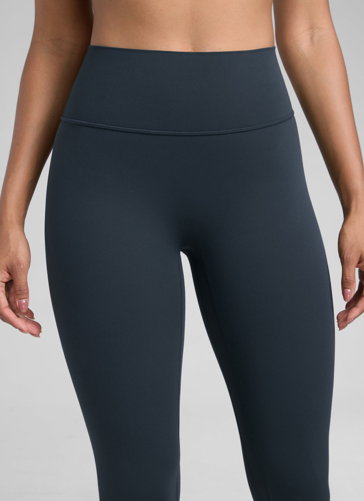 CRZ YOGA Naisten Butterlift-korkeavyötäröiset scrunch butt -treenitrikoot ilman etusaumaa True Navy @model_info:Barbara