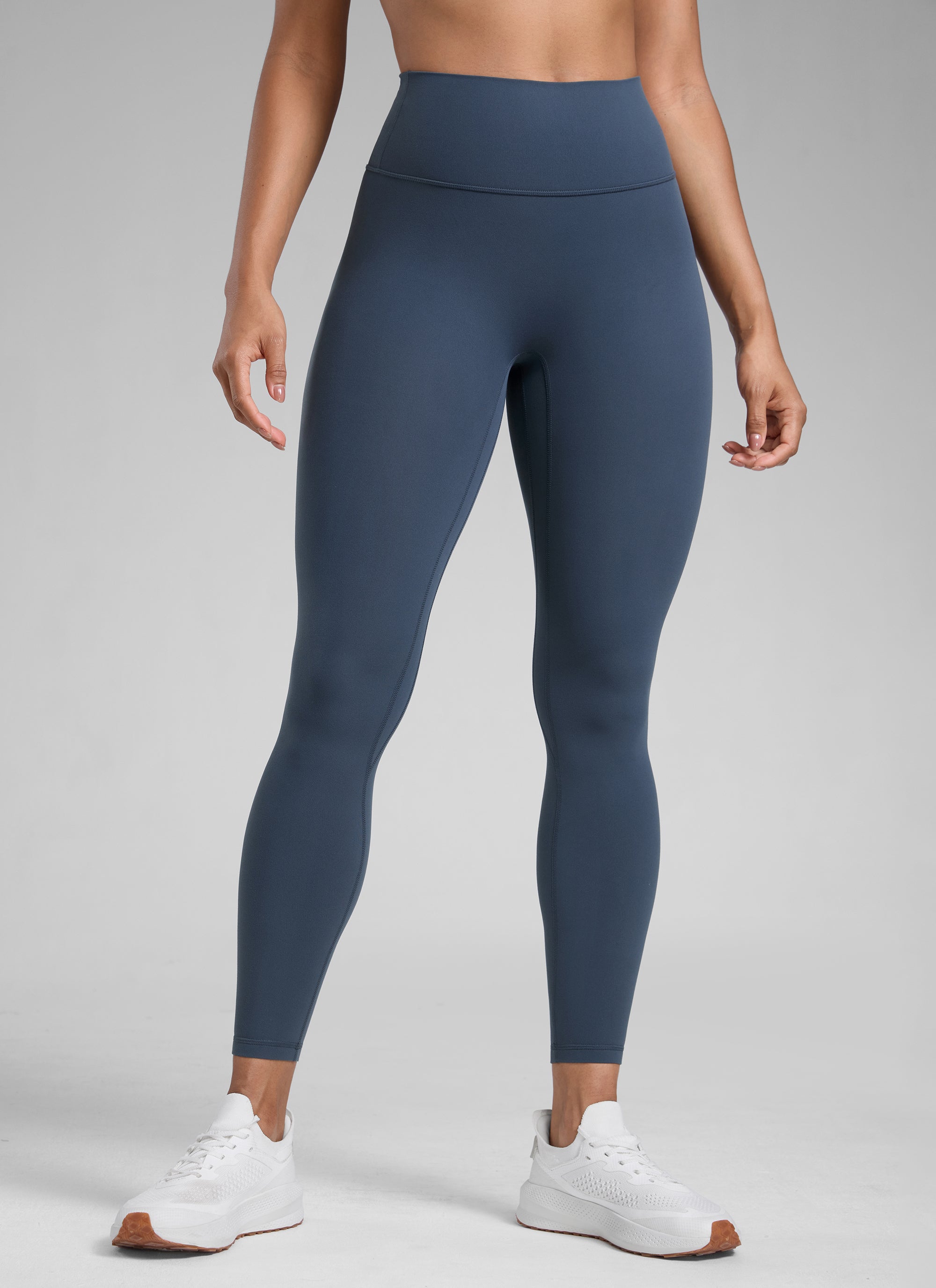 CRZ YOGA Leggings da donna " Butterlift " a vita alta con effetto "scrunch butt" e senza cucitura frontale - Stelindigo @model_info:Barbara