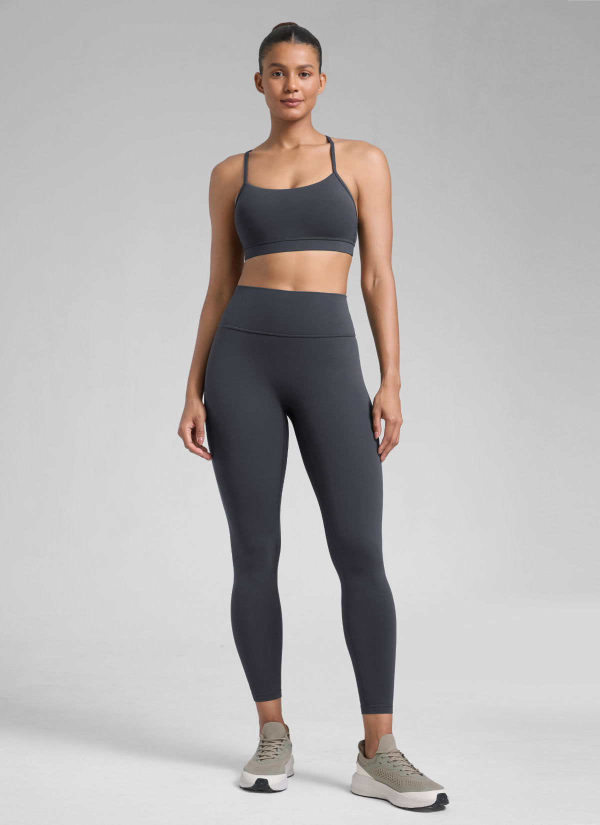 CRZ YOGA Dam Butterlift High Rise Scrunch Butt Legging Grafitgrå @model_info:Barbara