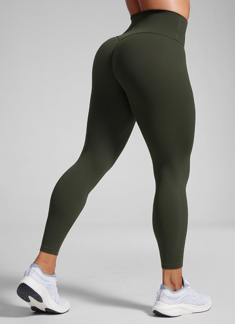 CRZ YOGA Dam Butterlift High Rise Scrunch Butt Legging Utan Främre Söm Olive Green @model_info:Cintia