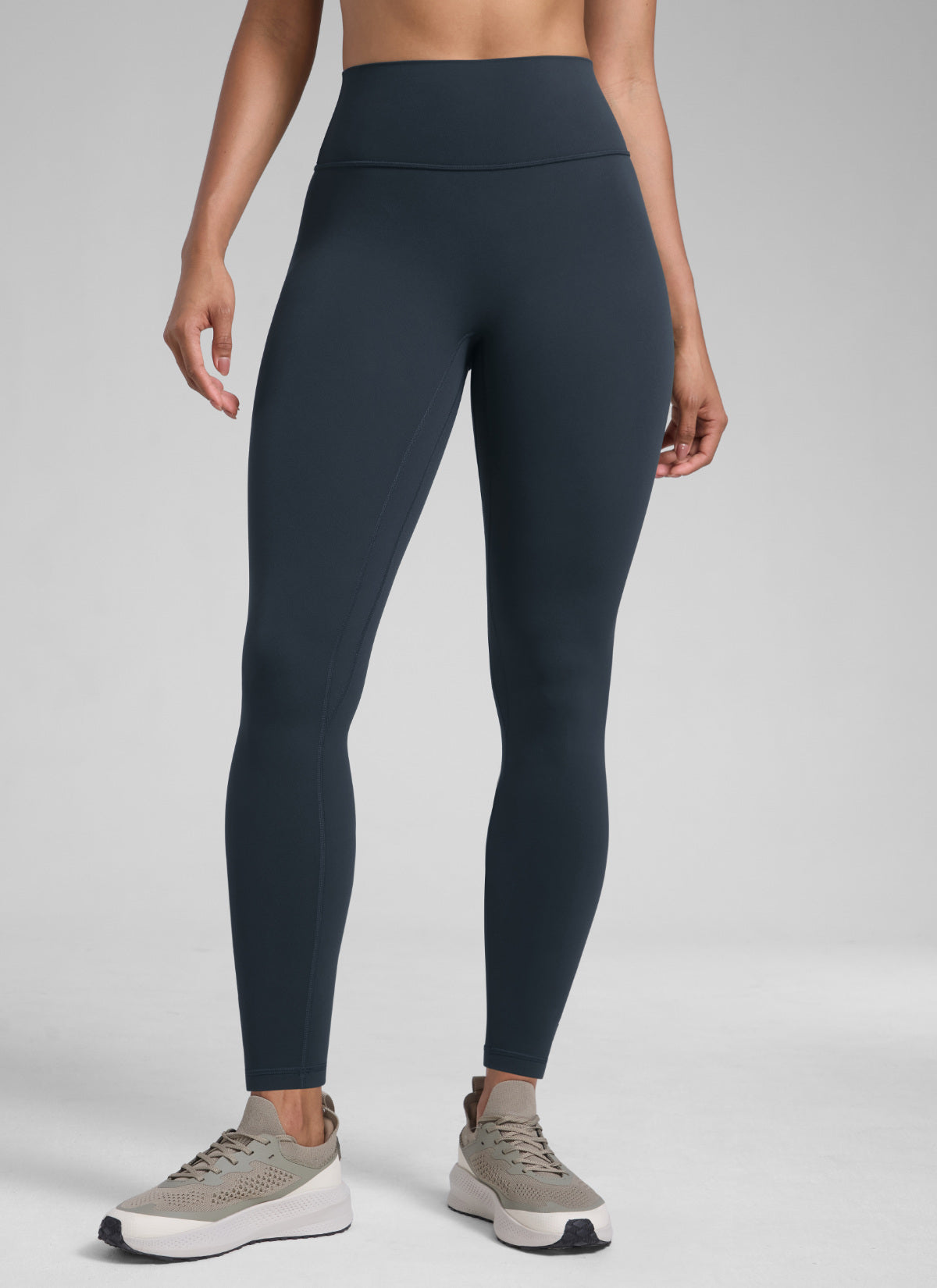 CRZ YOGA Träningsleggings Secretsculpt™ utan söm fram för dam 71 cm, mörkblå (True Navy) @model_info:Barbara