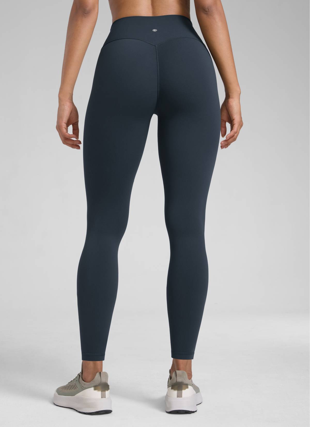 CRZ YOGA Träningsleggings Secretsculpt™ utan söm fram för dam 71 cm, mörkblå (True Navy) @model_info:Barbara
