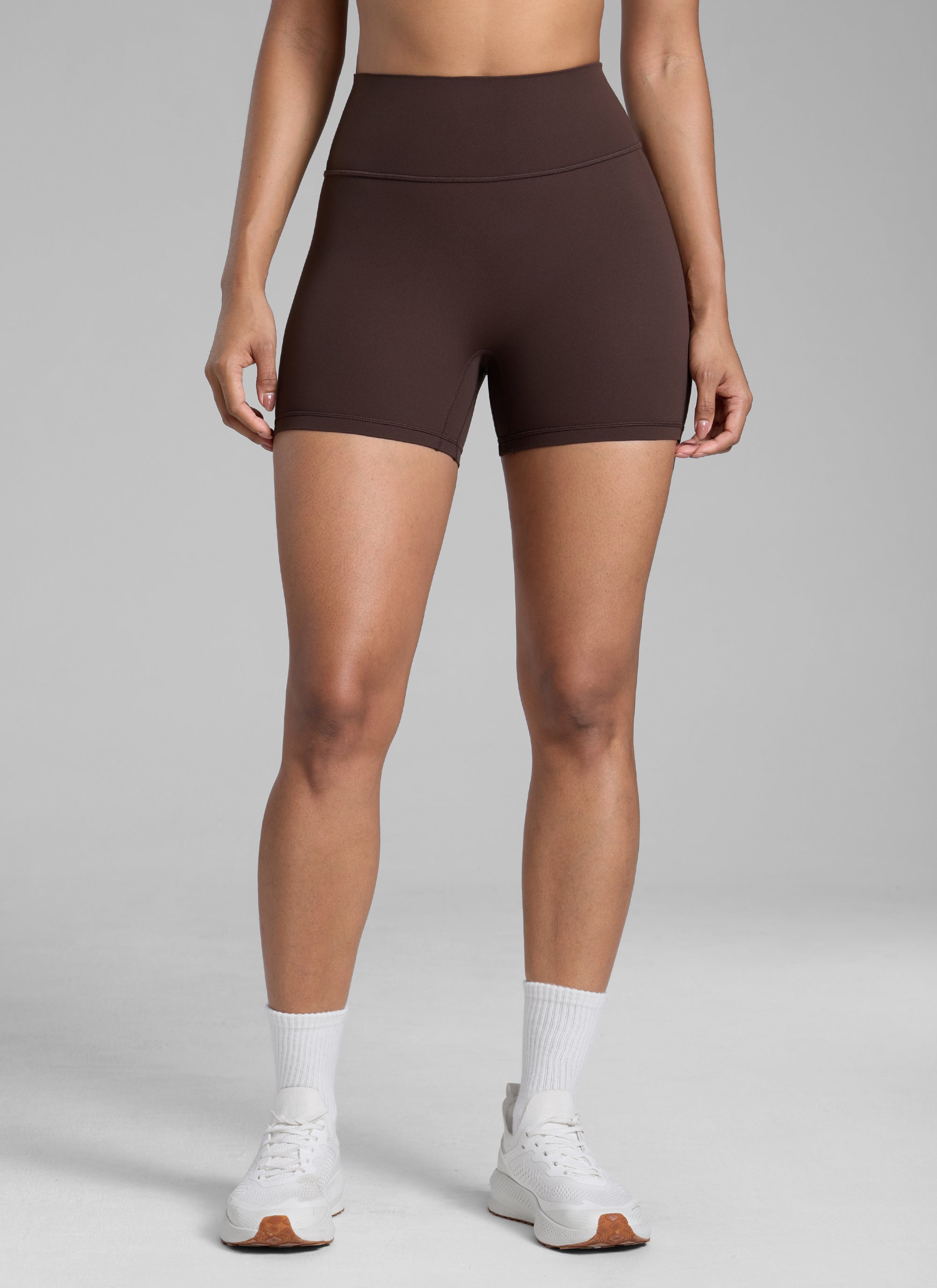CRZ YOGA Dames Butterlift Scrunch Butt Atletische Workout Biker Shorts Hot Fudge Brown