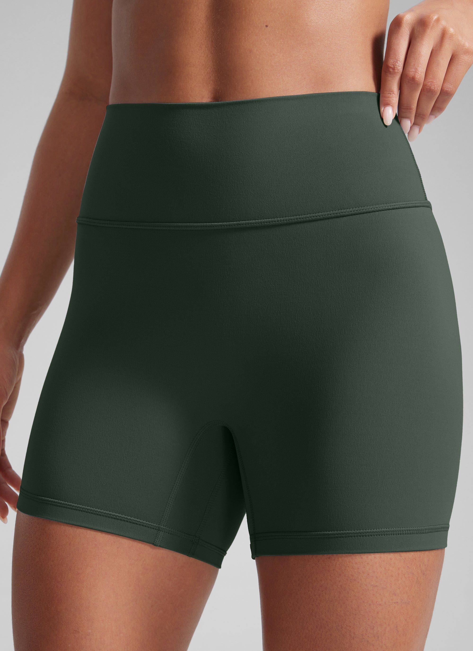 CRZ YOGA Dámske cyklistické šortky Butterlift so zúženým zadkom na športové cvičenie, farba Legend Green