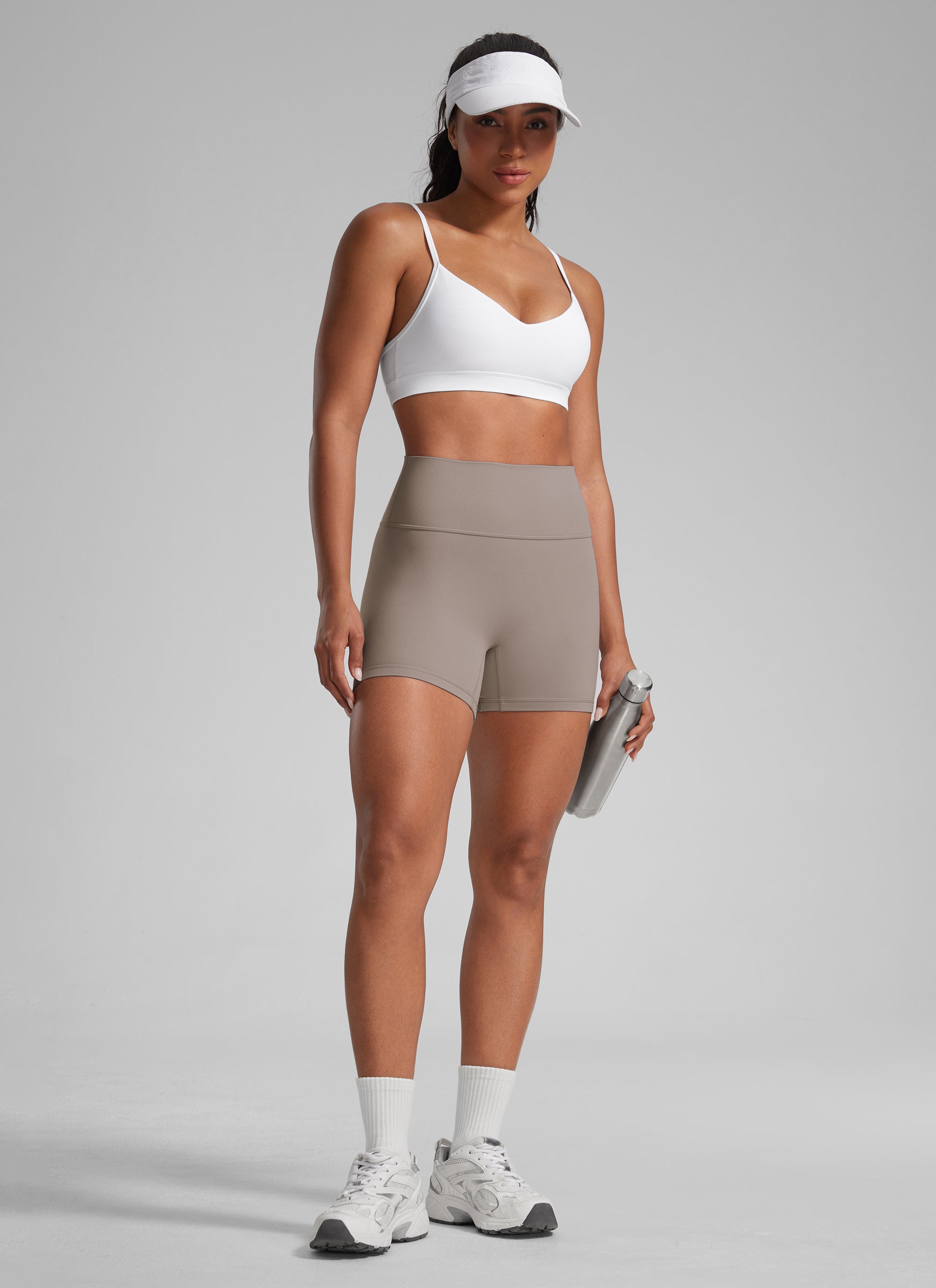 CRZ YOGA Dames Butterlift Scrunch Butt Atletische Workout Biker Shorts Creamy Latte