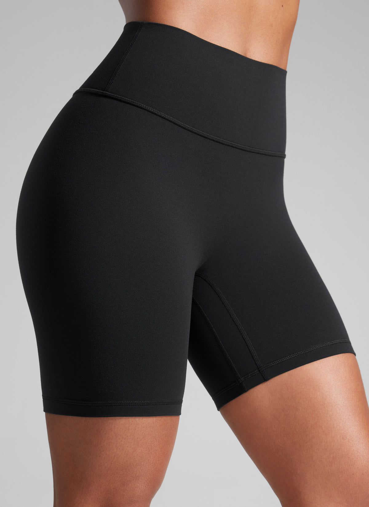 CRZ YOGA Butterlift dam Biker-shorts 6'' med scrunch-effekt utan söm fram Black @model_info:Crystal