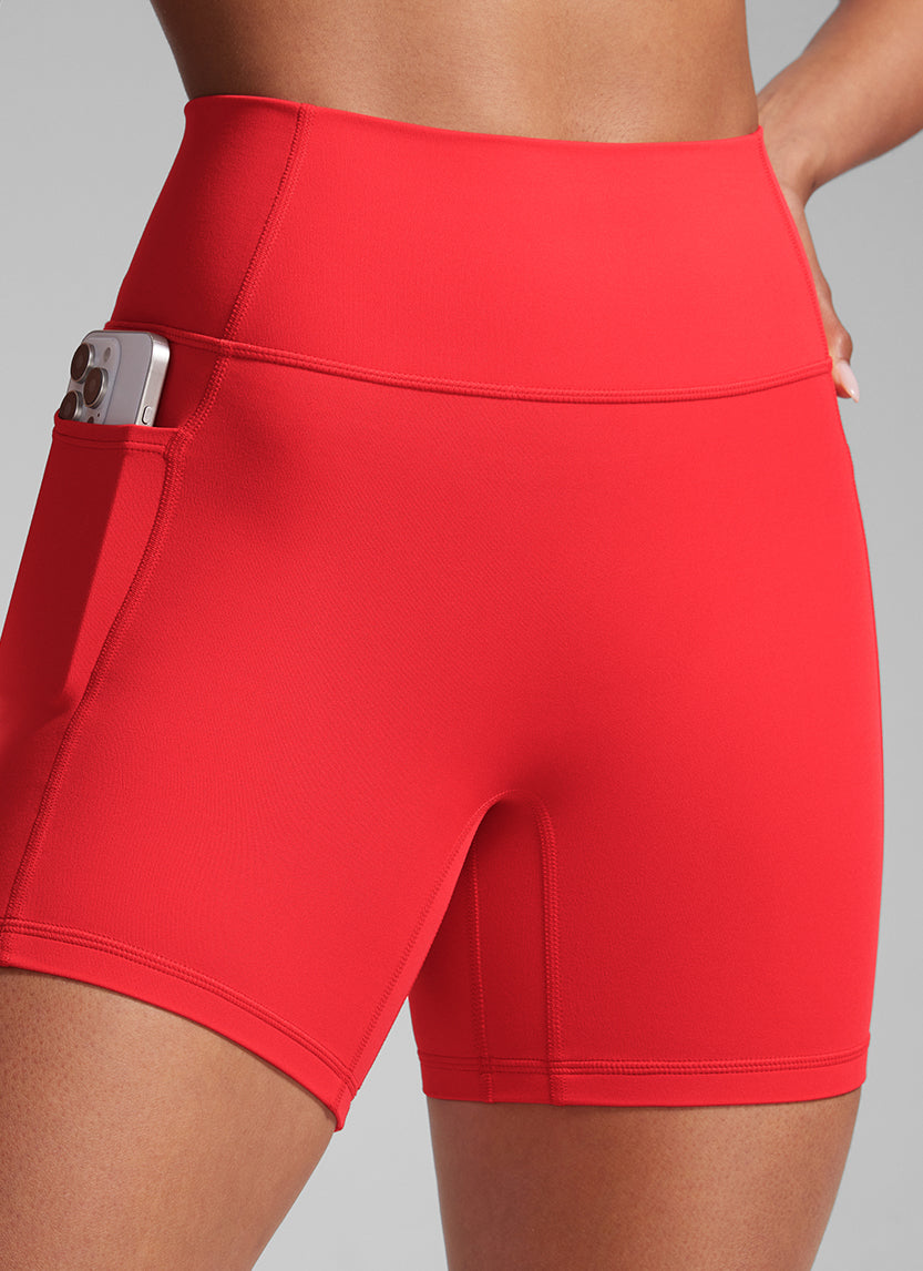 CRZ YOGA Butterlift Dames Scrunch Butt Zonder naad aan de voorkant Biker Shorts met zakken 13 cm Dieprood