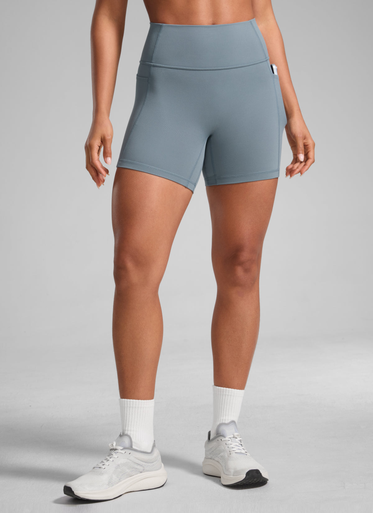 CRZ YOGA Butterlift Dame Scrunch Butt Uten Lommer Med Søm Foran Biker Shorts 13 cm Belgisk Blå @model_info:Crystal