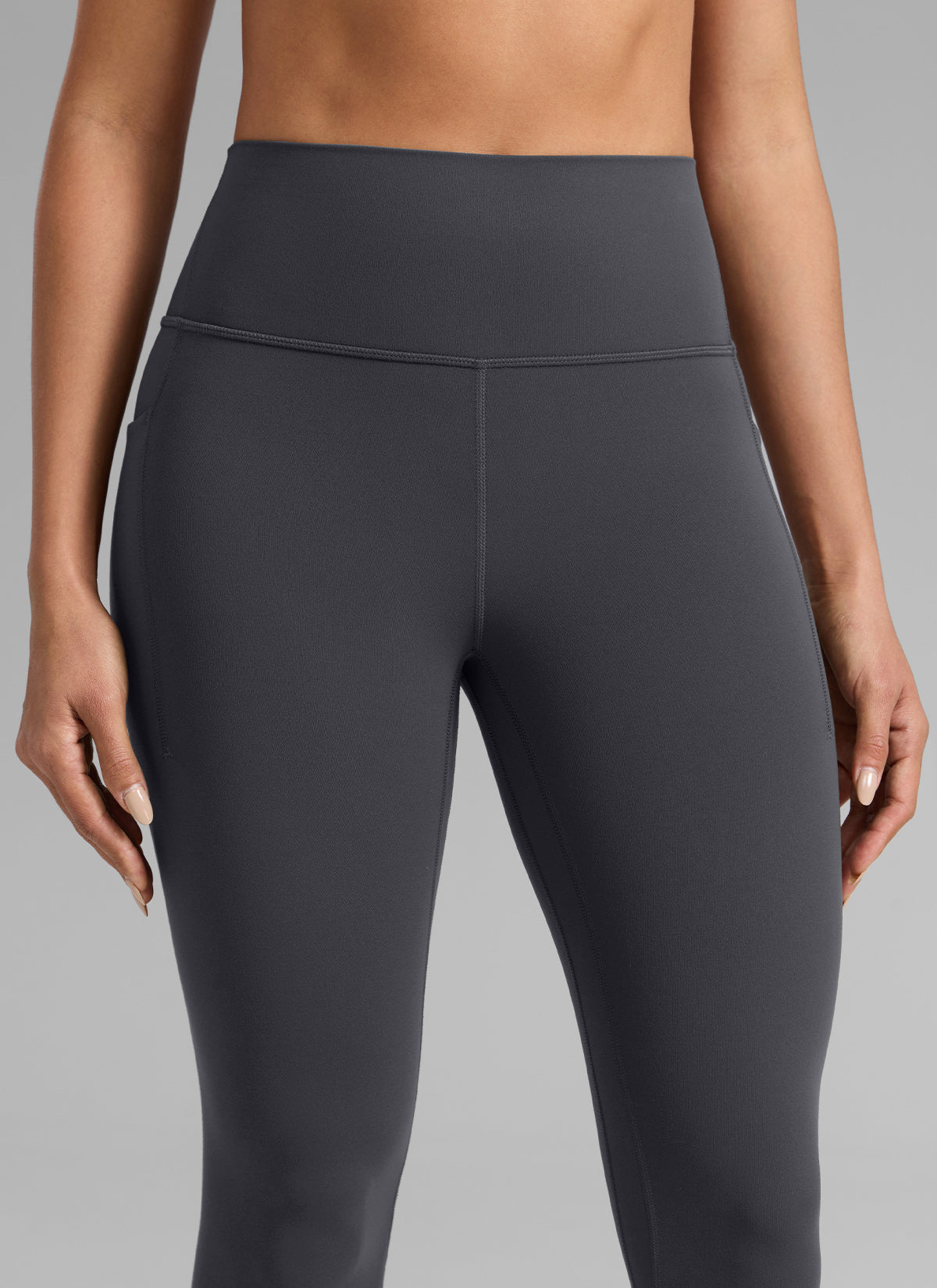 CRZ YOGA Naisten Butterlift-treenileggingsit korkealla vyötäröllä ja taskuilla 64 cm Mysterious Grey @model_info:D
