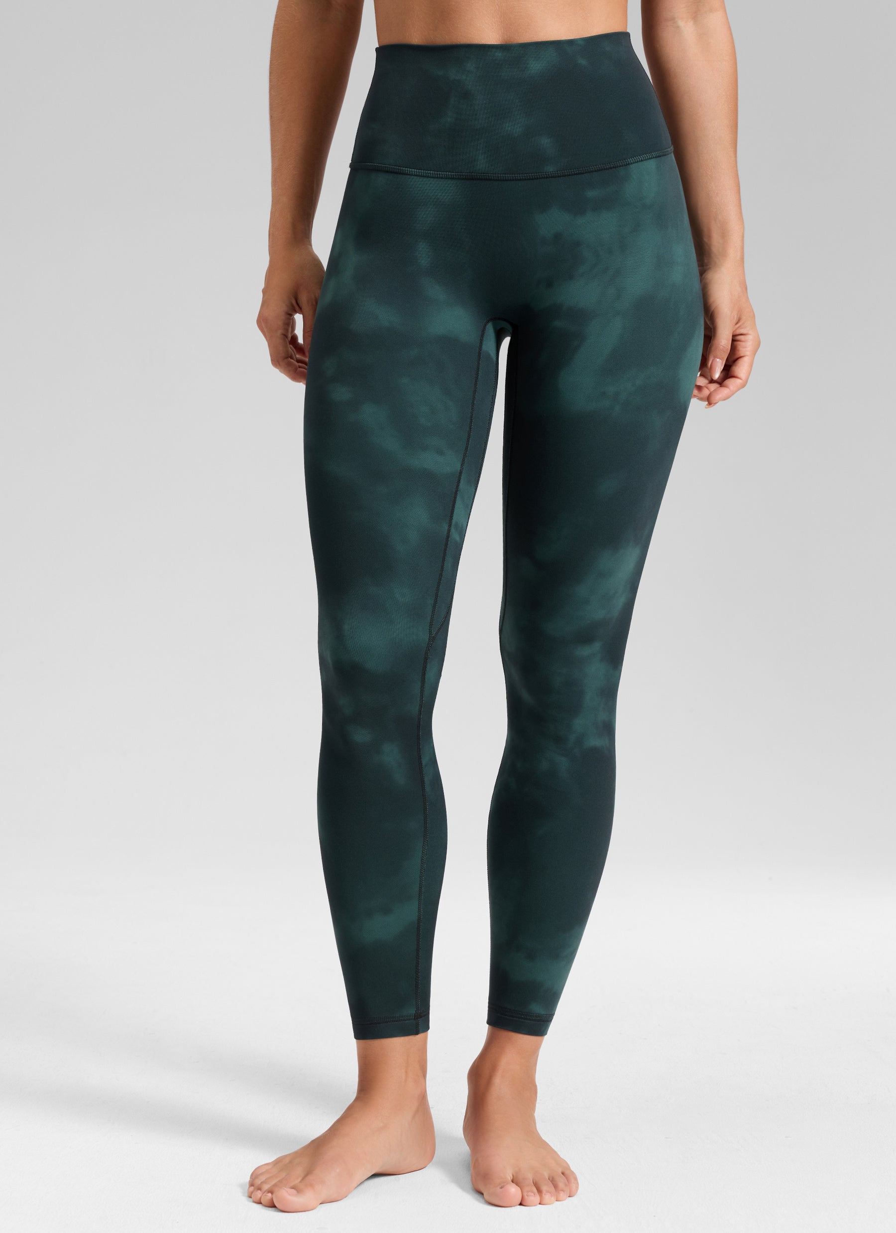 CRZ YOGA Dámske jógové legíny Butterluxe s vysokým pásom a bez predného šva 64 cm Emerald Green Tie-Dye Flowers