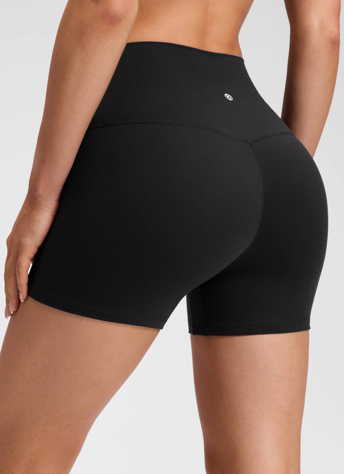 Pantalones cortos de yoga de tiro alto sin costura frontal Butterluxe para mujer CRZ YOGA de 10 cm, color Negro