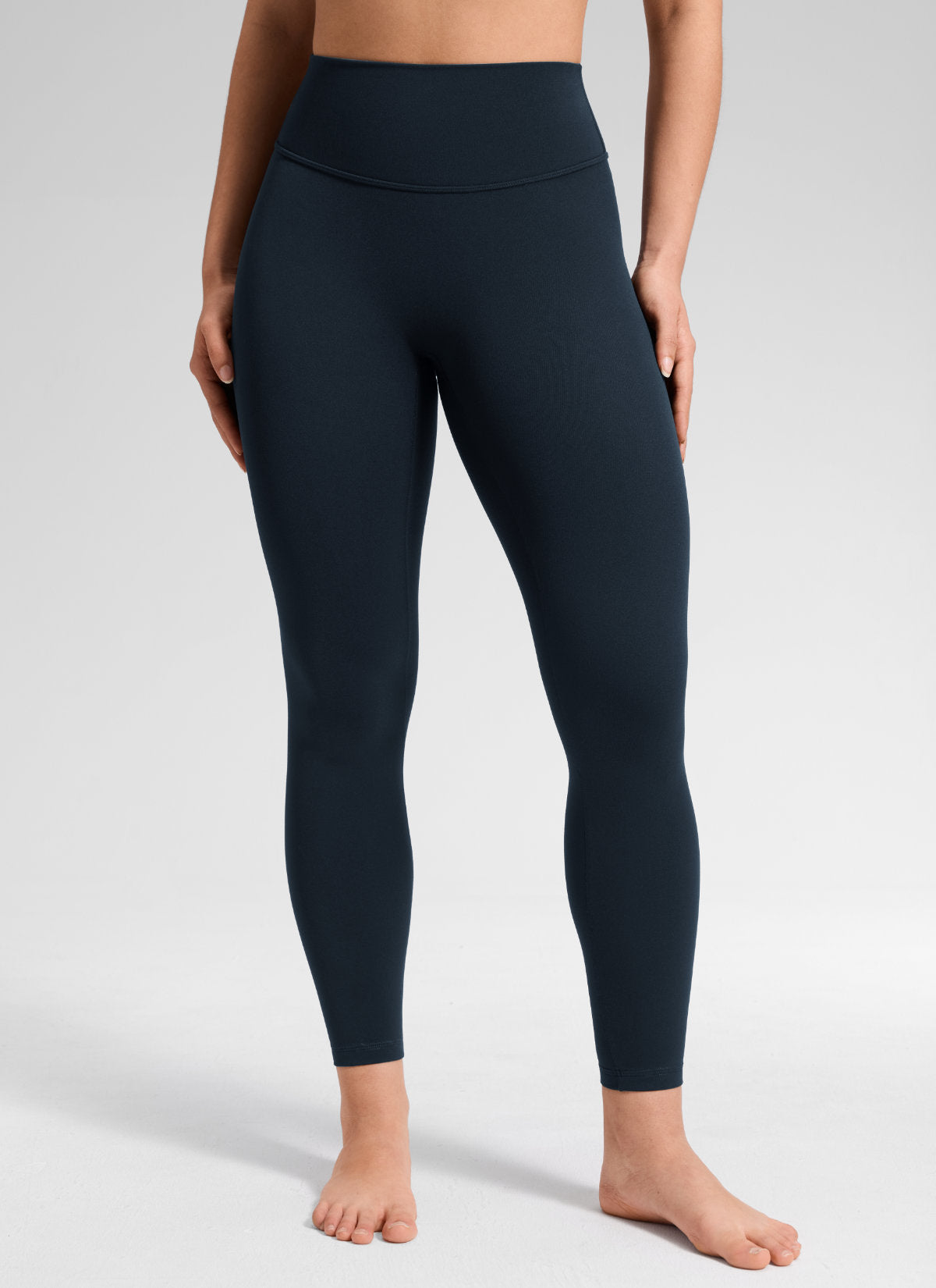 CRZ YOGA Softretch Secretsculpt™ Minor Magas derekú, elöl varrott leggings, True Navy
