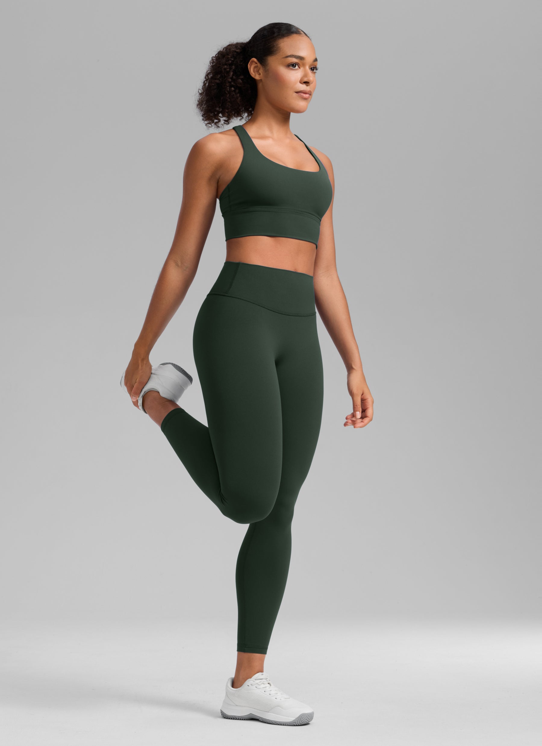 CRZ YOGA Softretch Secretsculpt™ Minor magas derekú, elülső varrásos leggings, legendás zöld