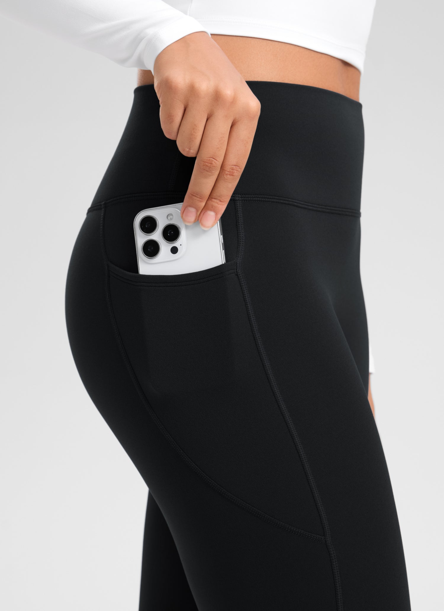 CRZ YOGA Women's Matte Thermal Fleece Lined Winter Pocket Legging 25'' Black @model_info:F